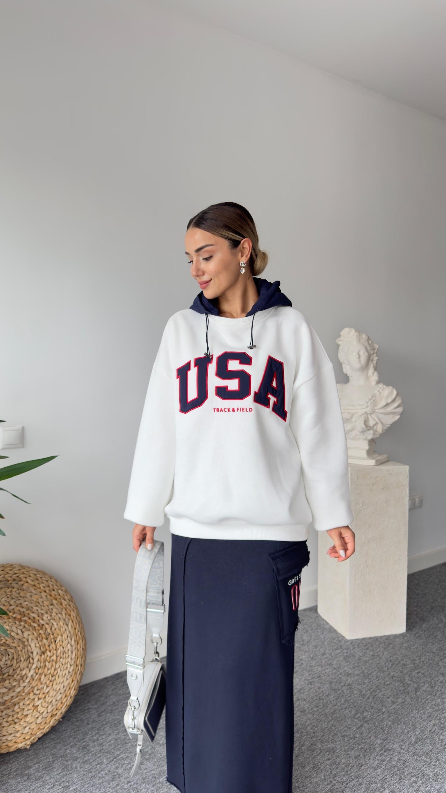Paraşüt Kapüşon Detaylı Beyaz Sweat