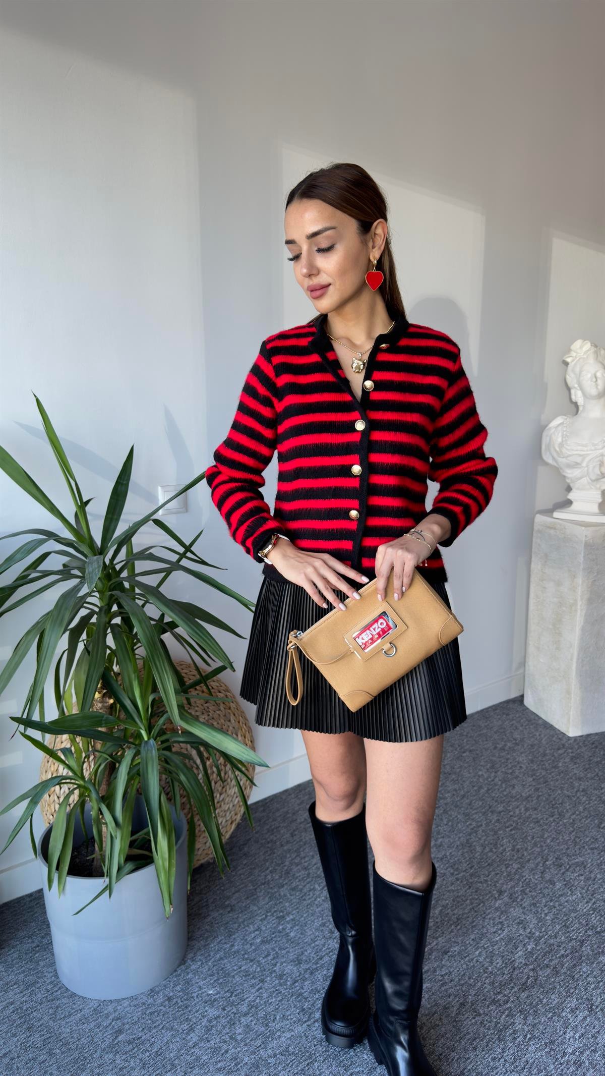 Kırmızı Siyah Çizgili Massi Model Hırka