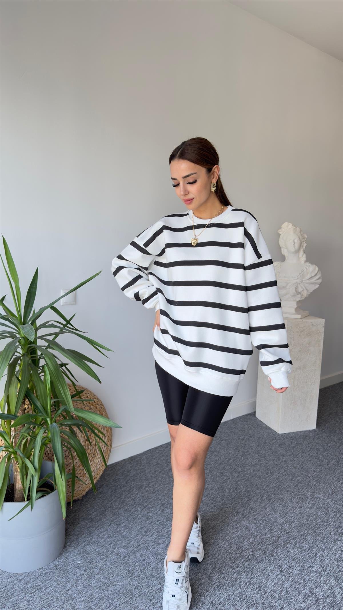 Raise Siyah Çizgili Şardonlu Sweat