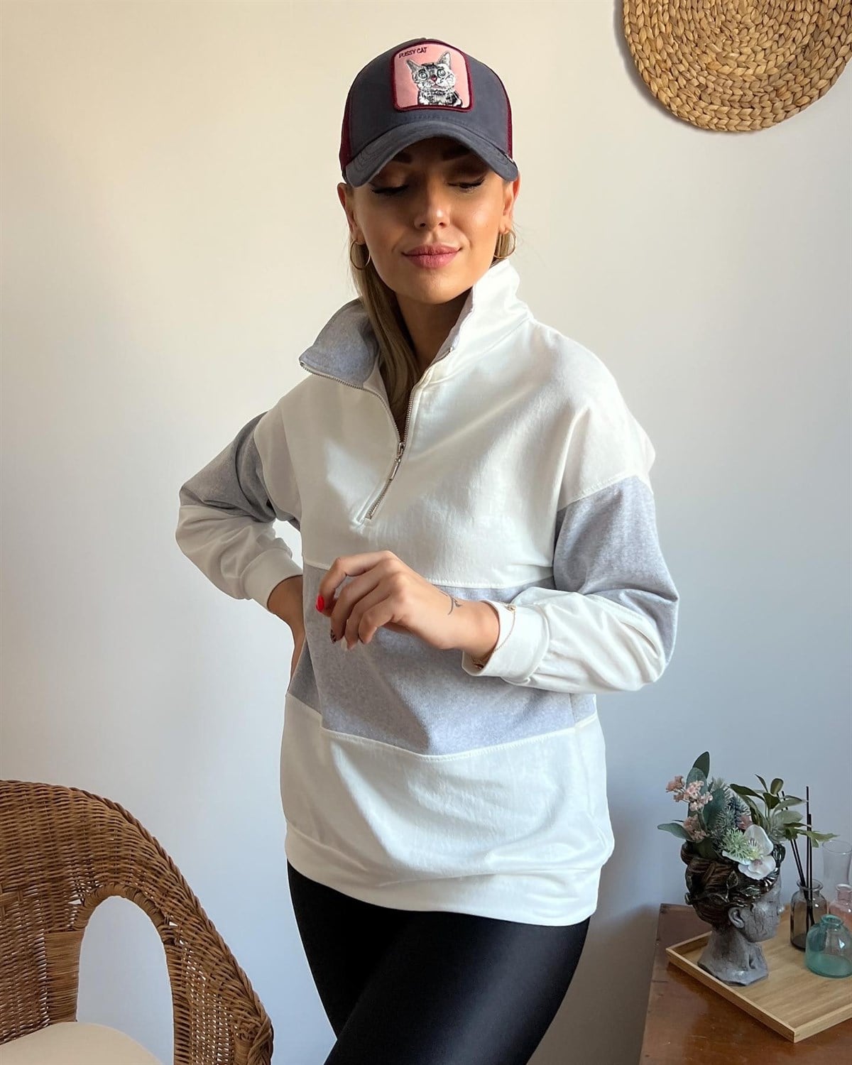 Çizgili Gri Sweatshirt	