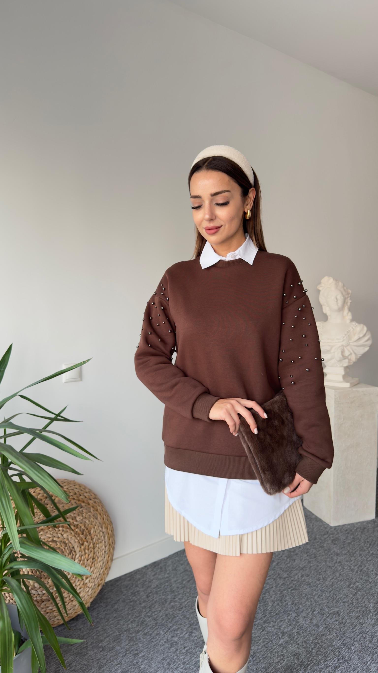 Kahve Kollar Boncuk Detay Sweat