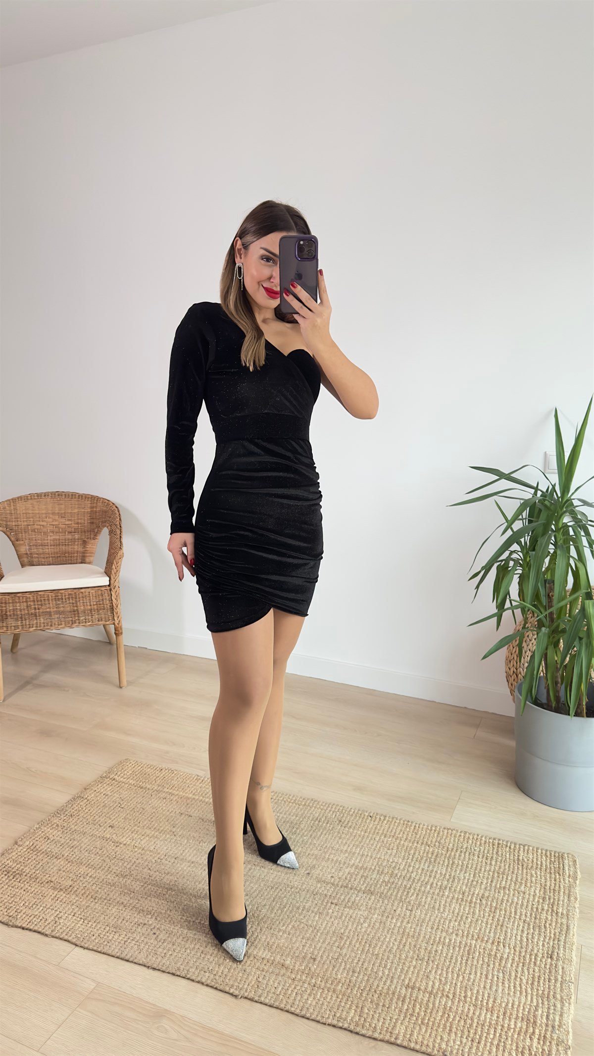 Tek Omuz Simli Siyah Kadife Elbise 