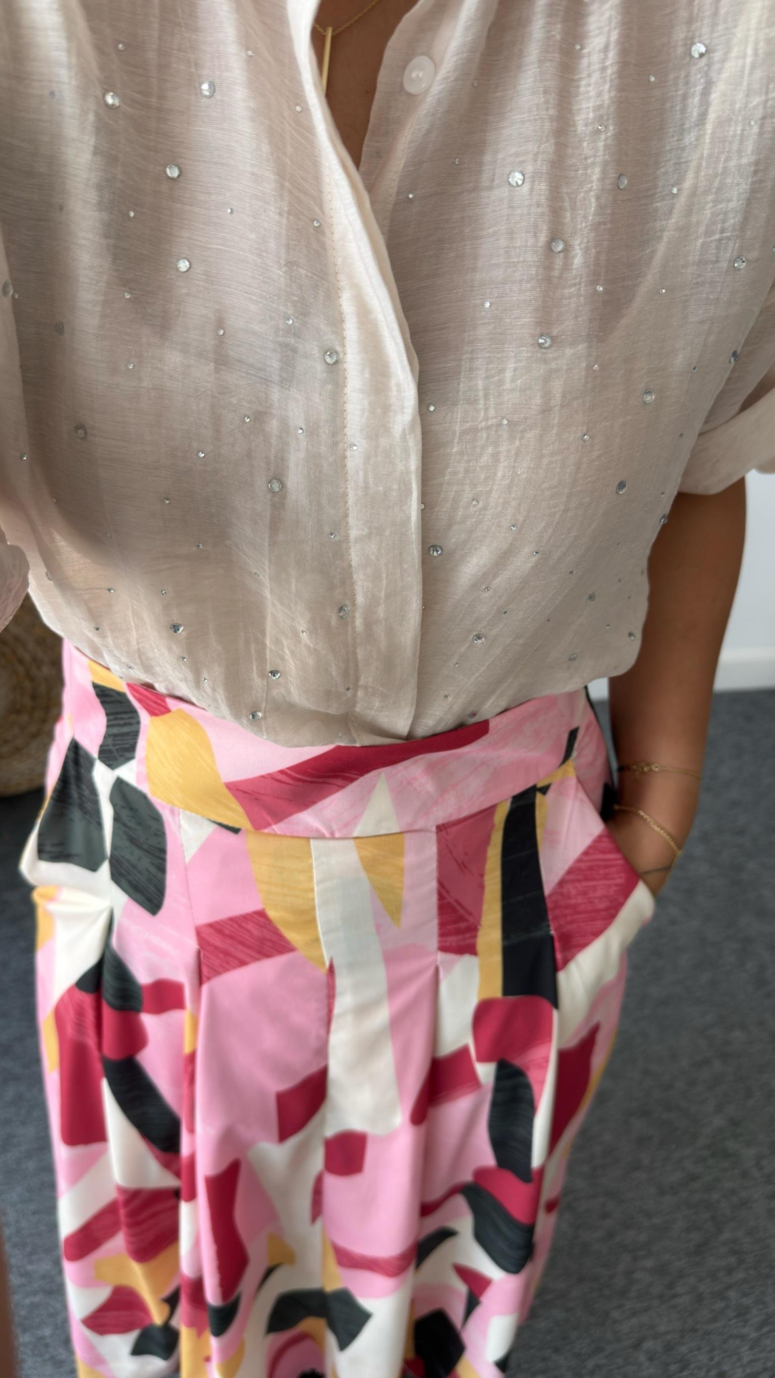 Velda Taş Detaylı Ekru Gömlek