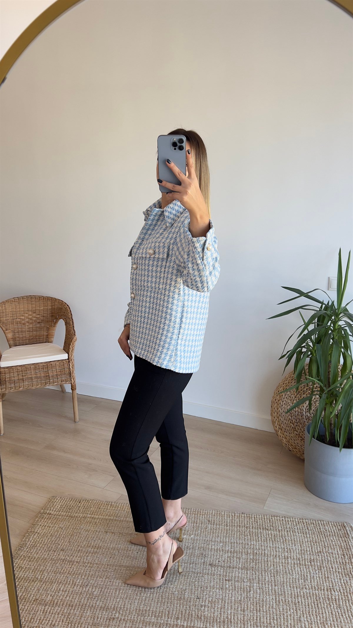 Zara Model İnci Düğmeli Mavi Ceket
