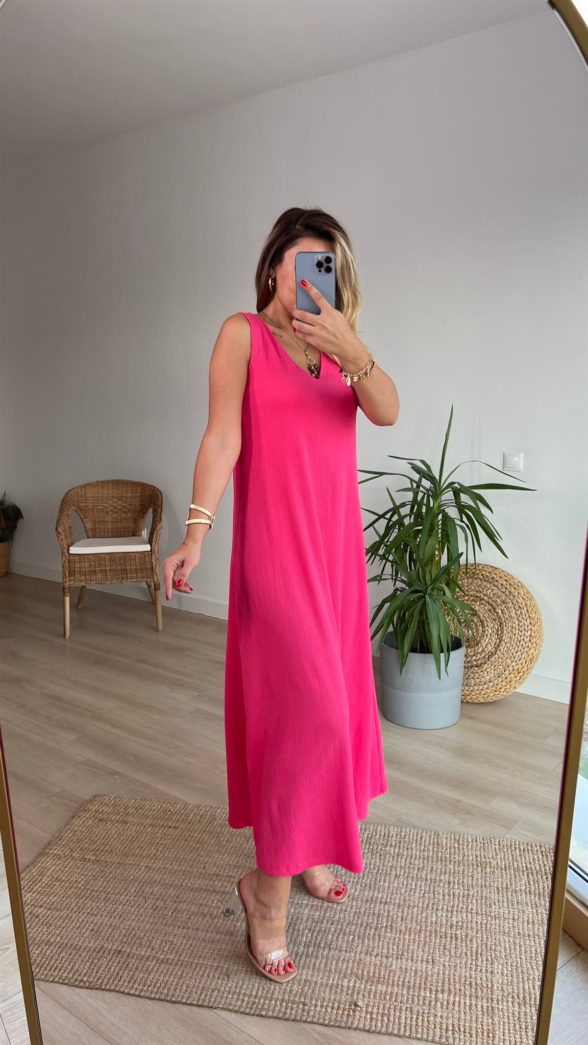 Kolsuz V Yaka Pembe Maxi Elbise