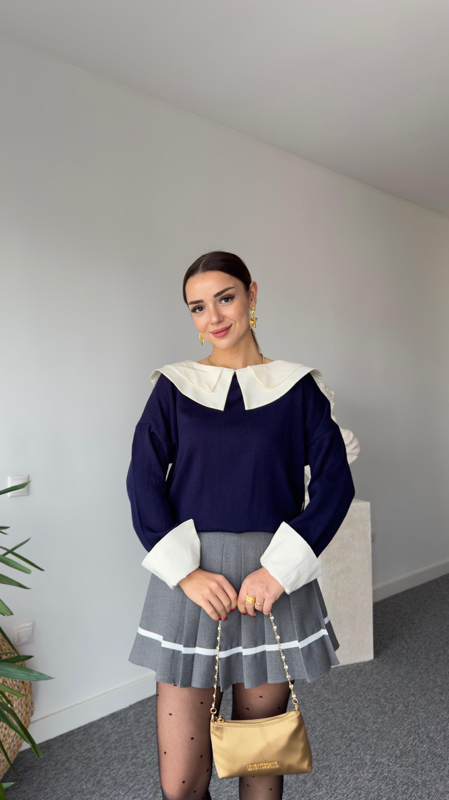 Orjinal Model Yaka Detaylı Lacivert Triko