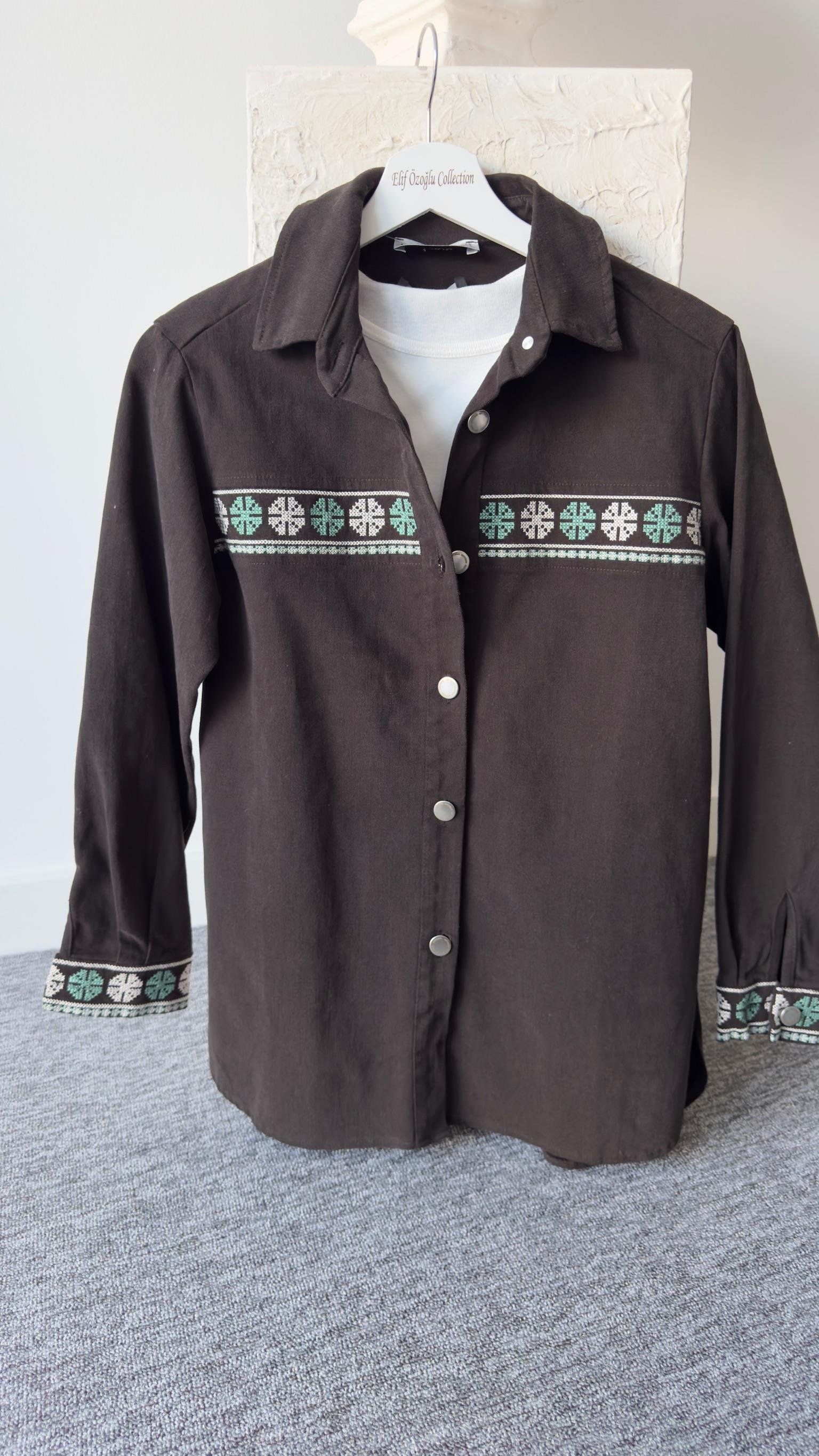 Nakış İşlemeli Gabardin Ceket
