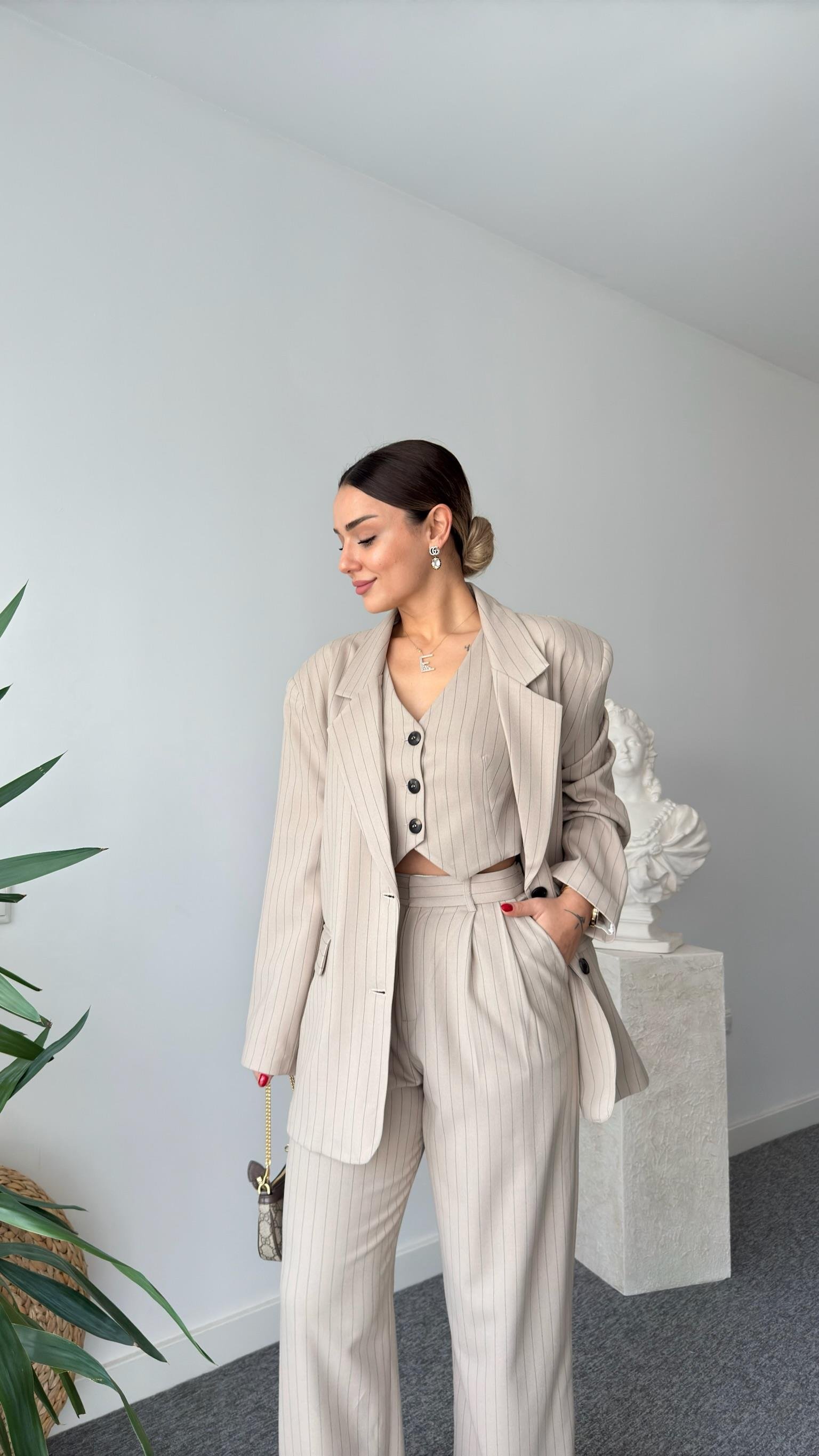 Vous Çizgili Bej Blazer Ceket