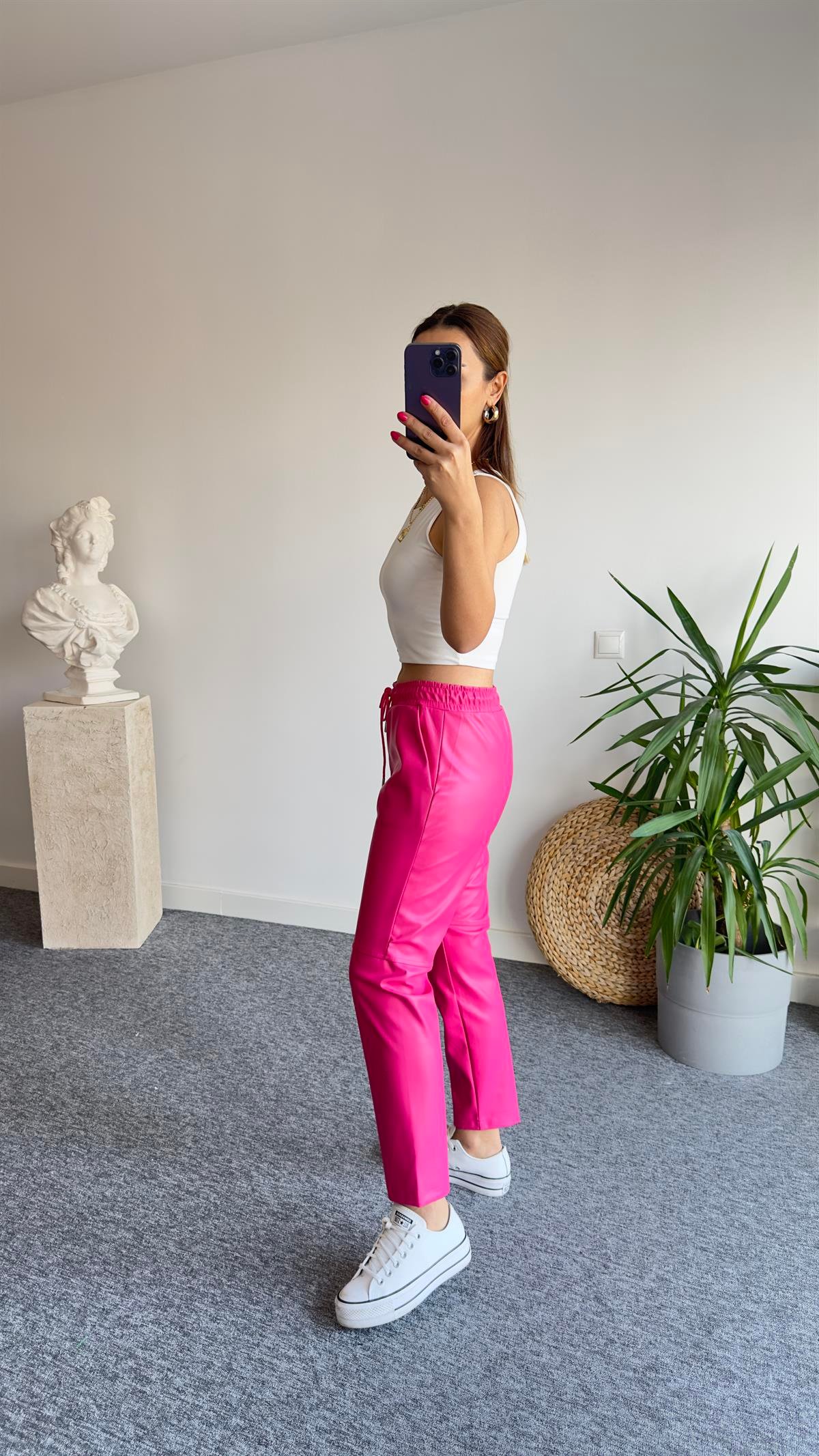 Marka Model İthal Pembe Deri Pantolon