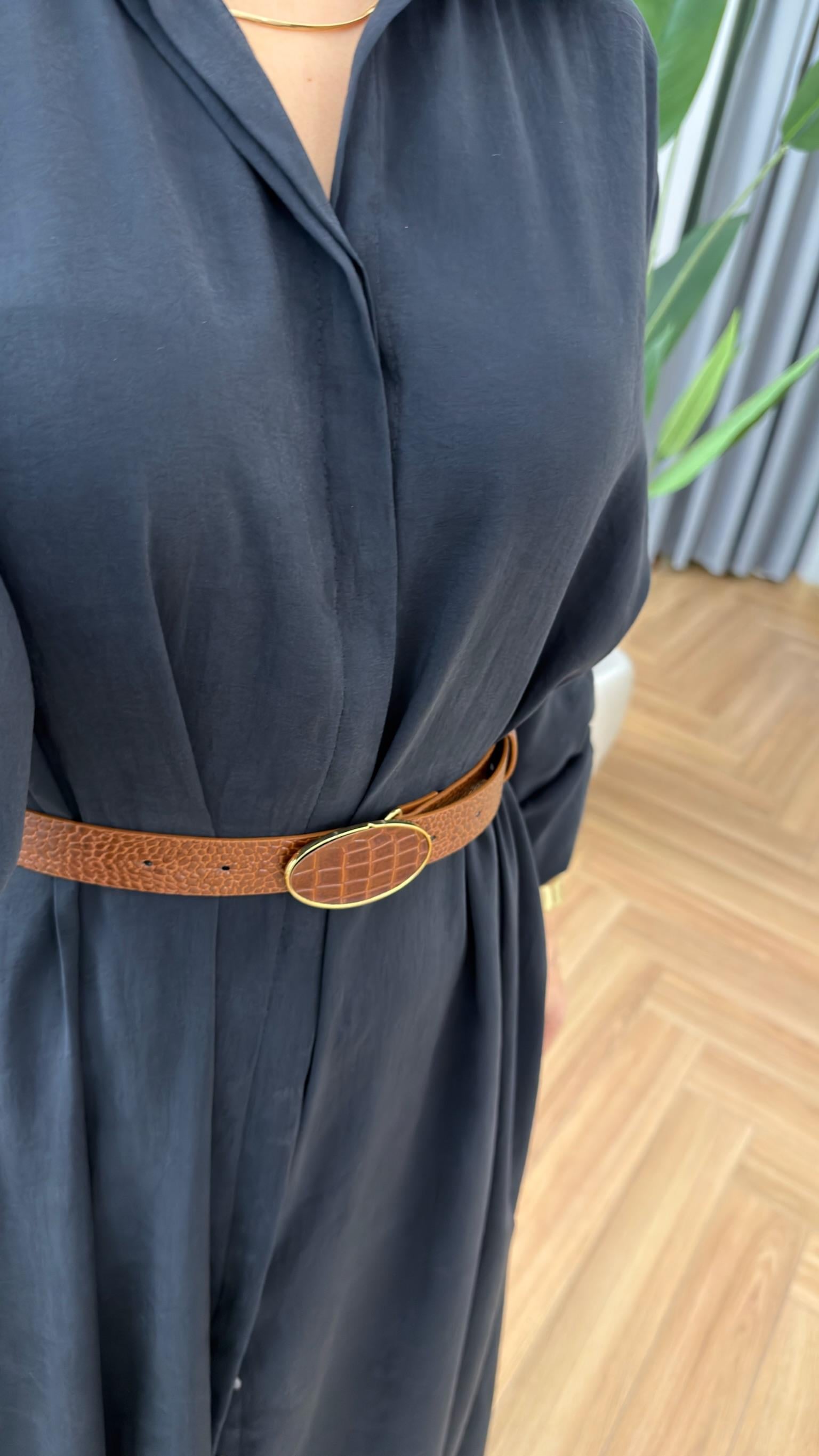 Siyah Vesra Deri Kemer Detaylı Salaş Tensel Elbise