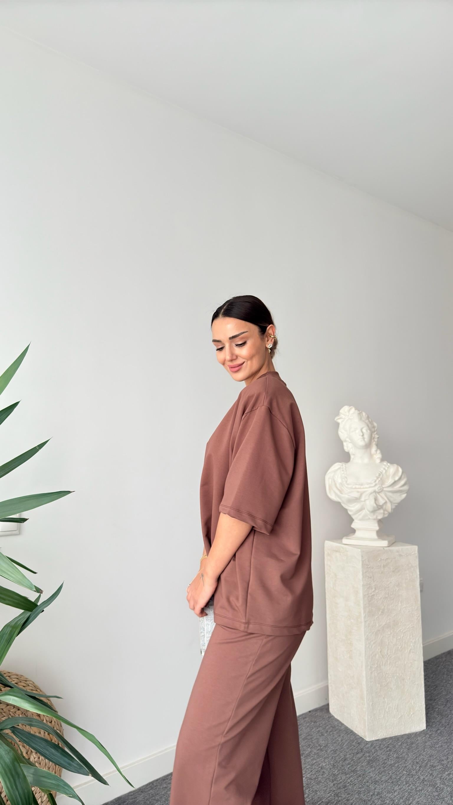 Kahve Calza Vatkalı Tok Doku Tshirt