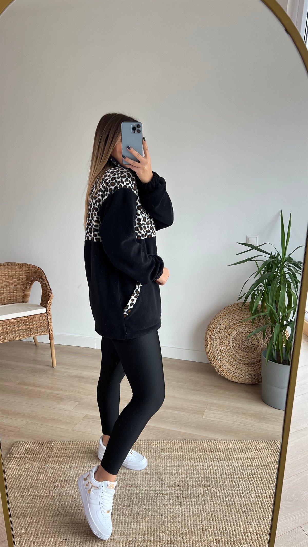 Leopar Detaylı Polar Sweatshirt