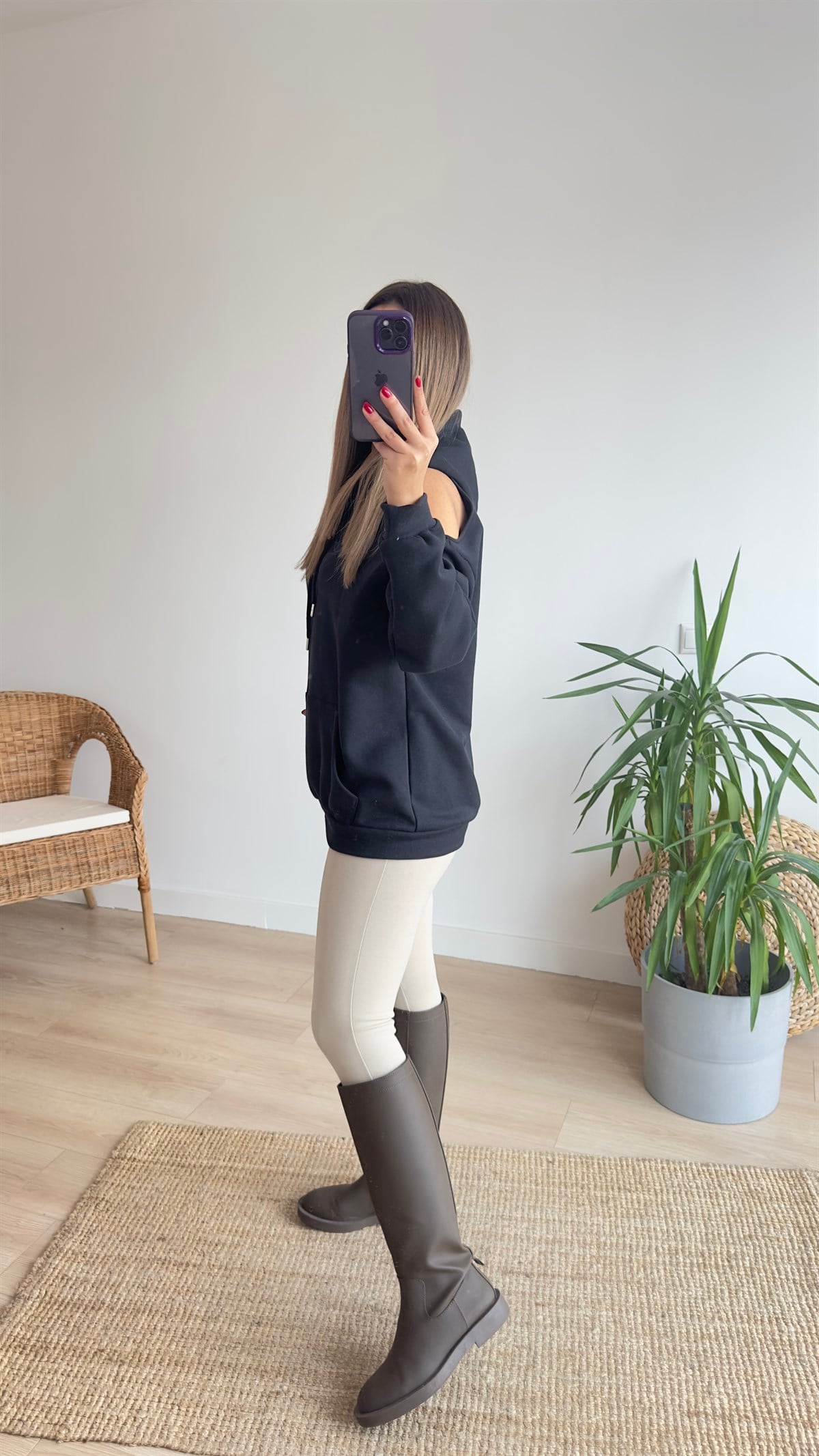 Omuz Pencere Detaylı Siyah Sweat