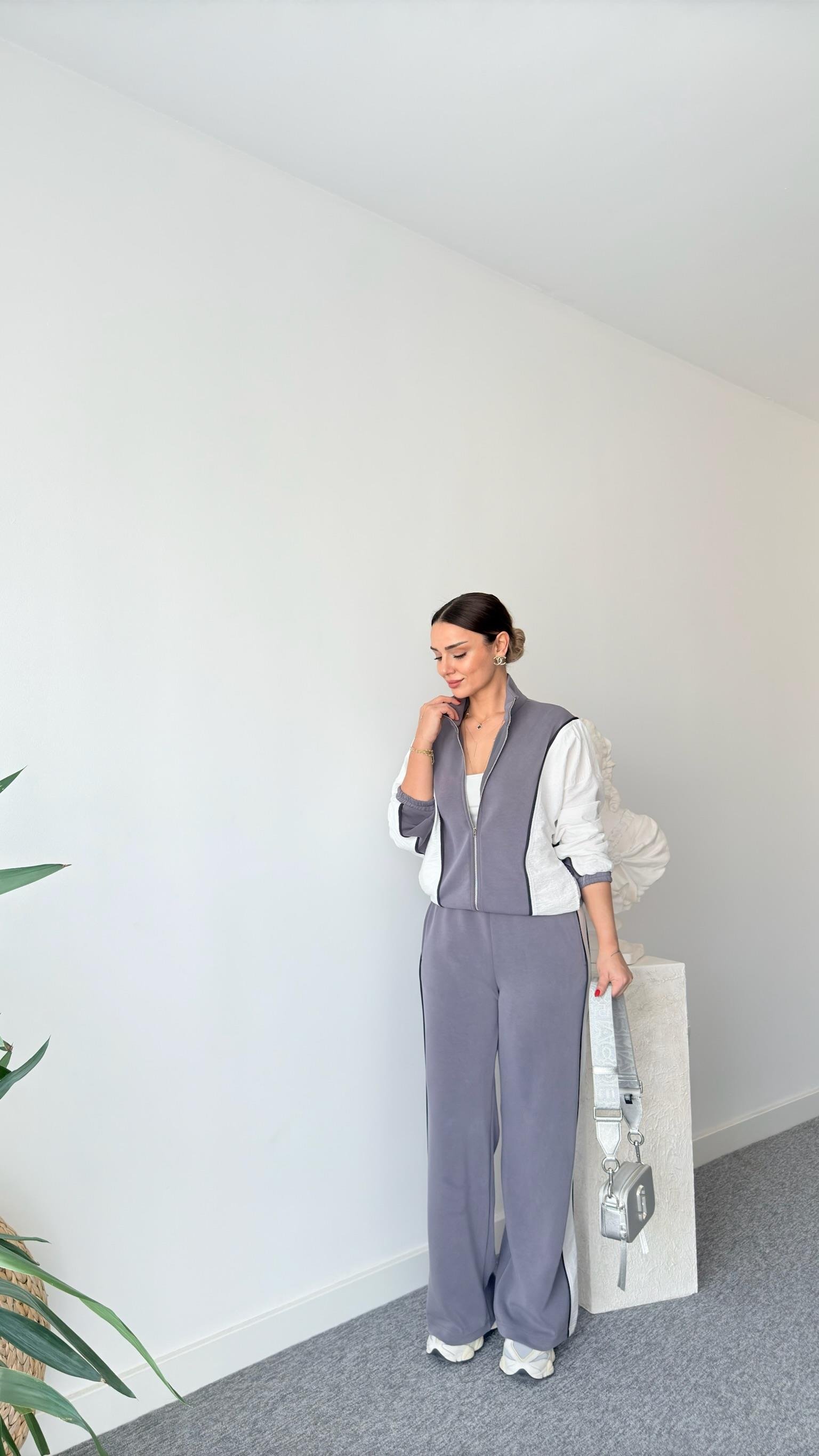 Paraşüt Detaylı Gri Modal Takım