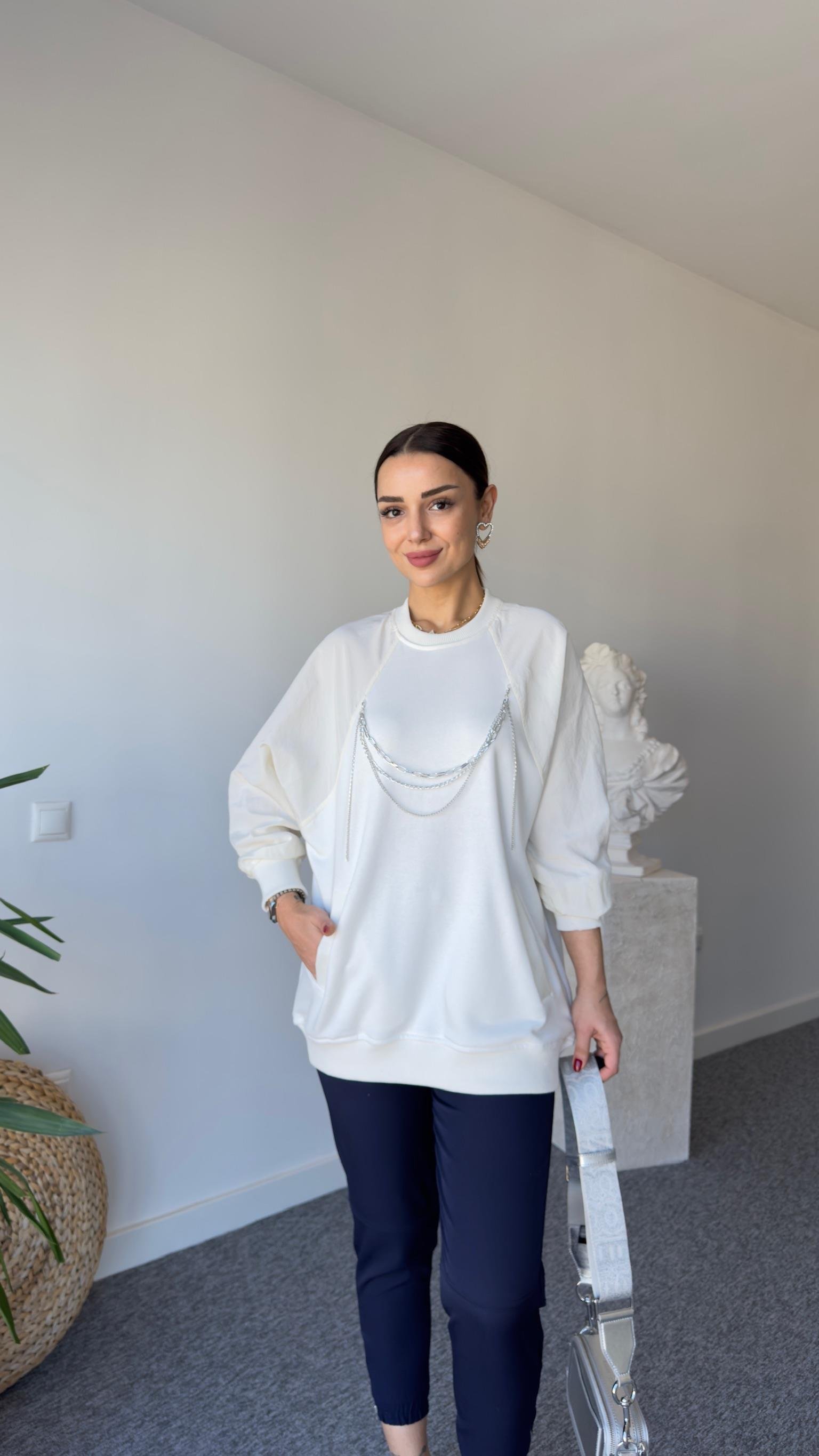 Orj Model Aksesuarlı Paraşüt Garni Sweat