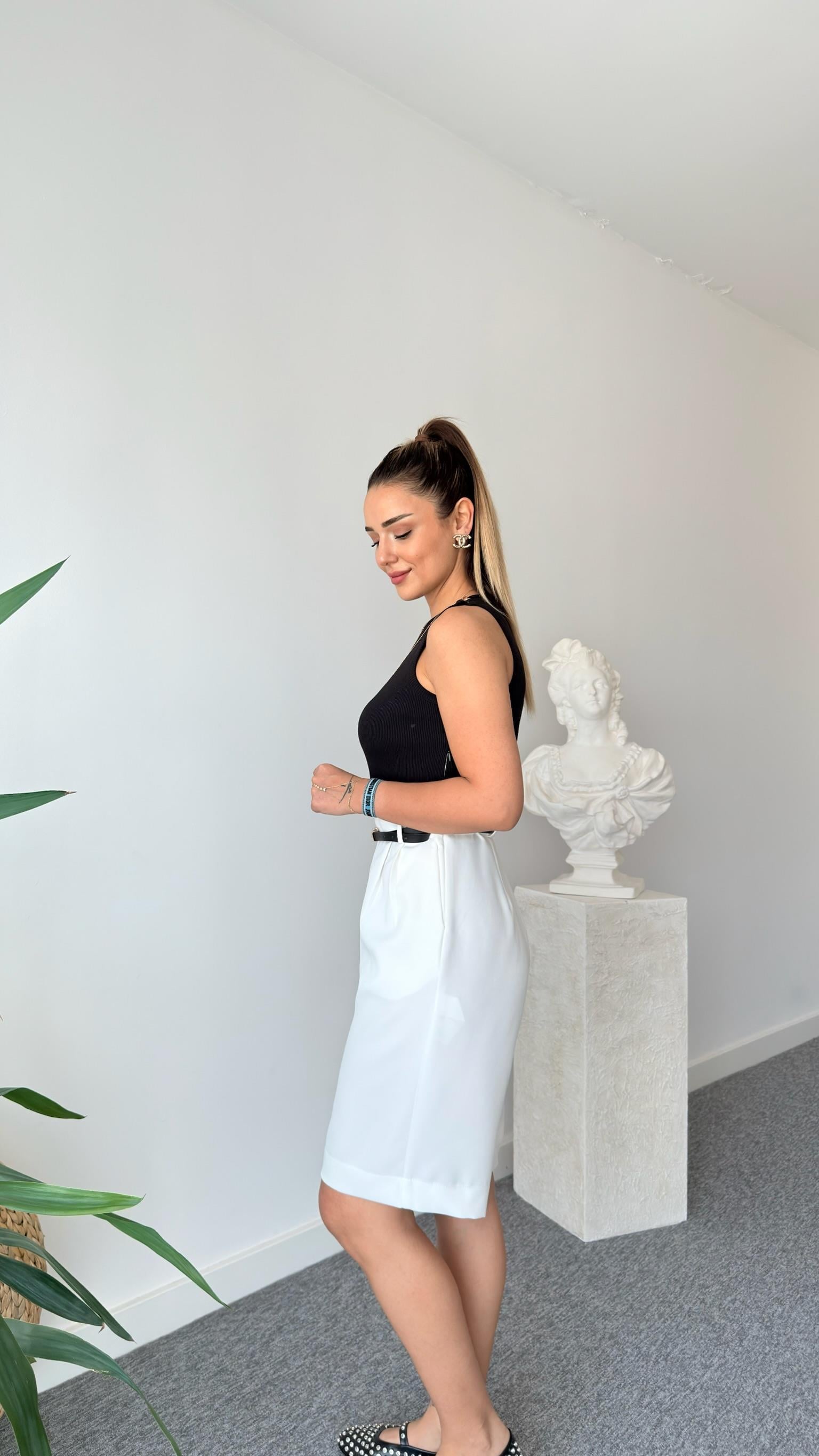 Şortlu Zra Model Kemerli Tulum