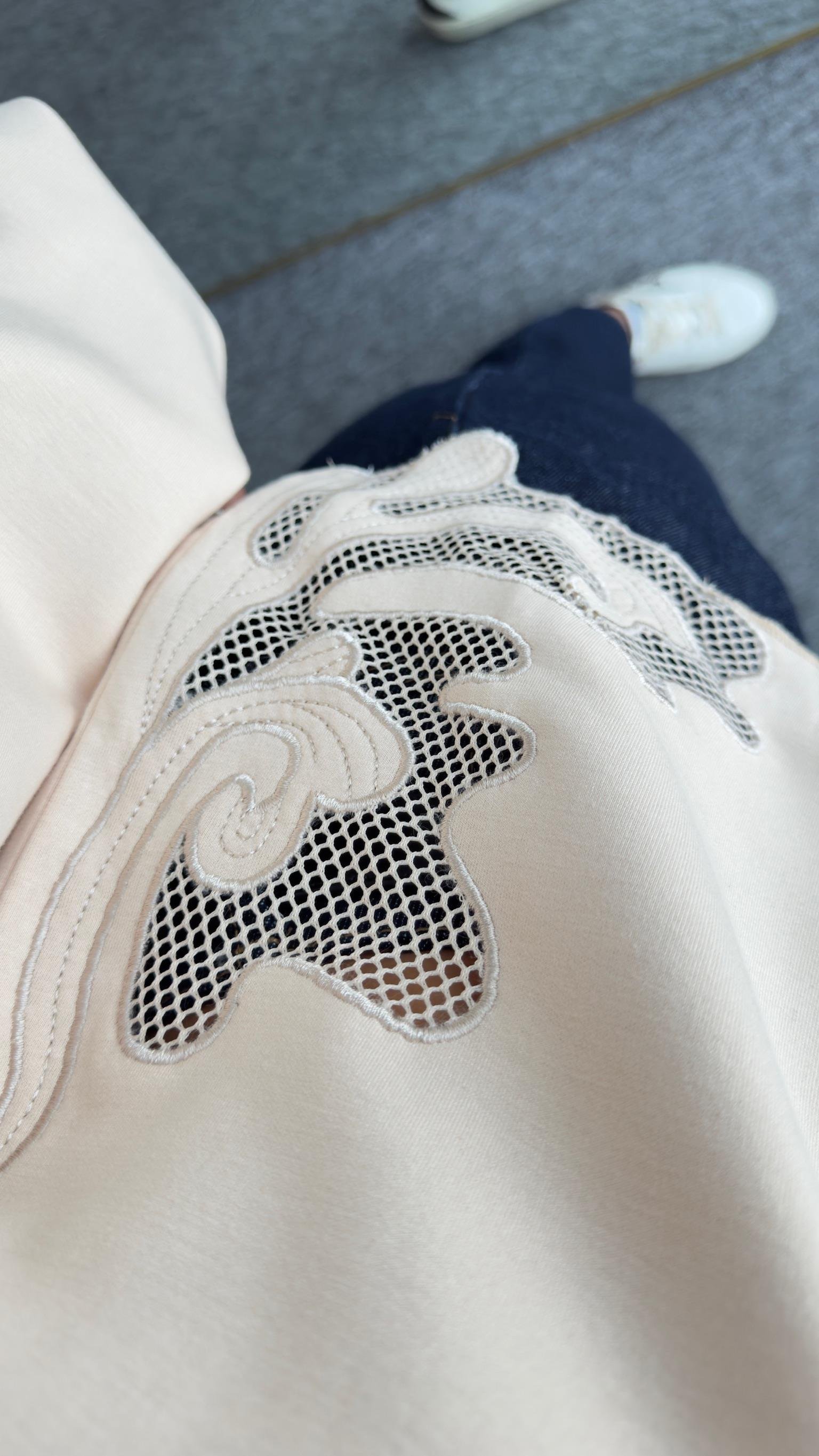 Orj Model Nakış Aplikeli Bej Sweat