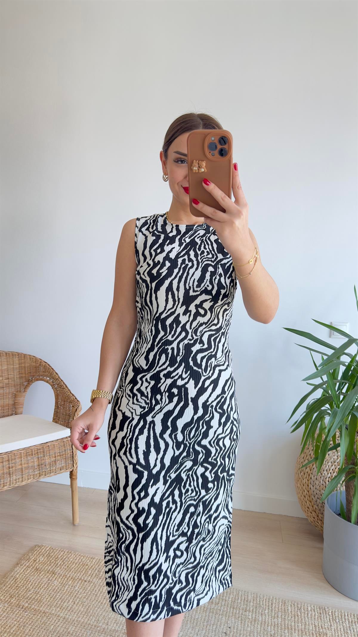 Belis Zebra Desen Yırtmaçlı Elbise 