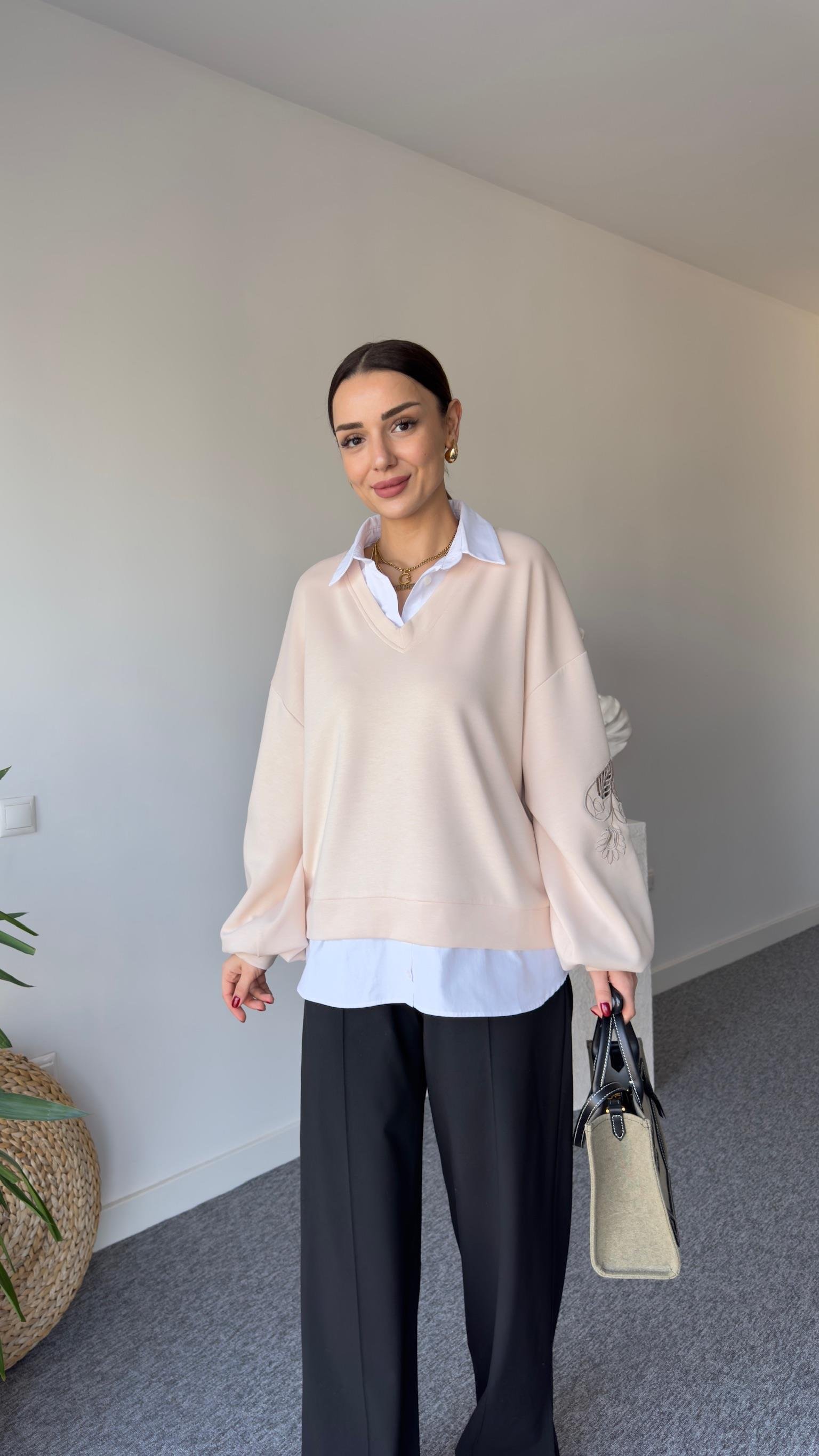 Gömlek Detaylı Kollar Aplikeli Bej Modal Sweat