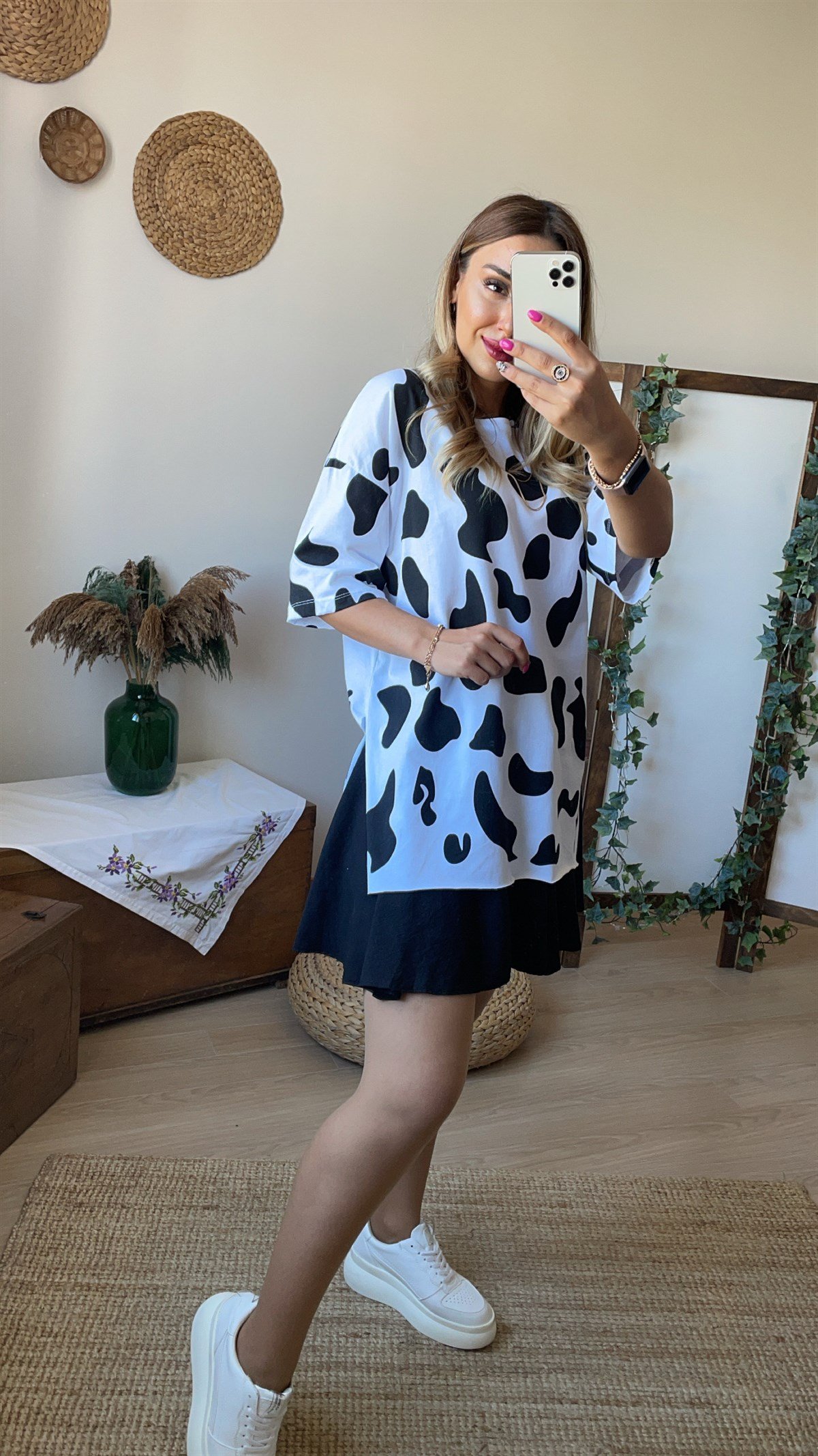 Dalmaçya Desen Beyaz Tshirt