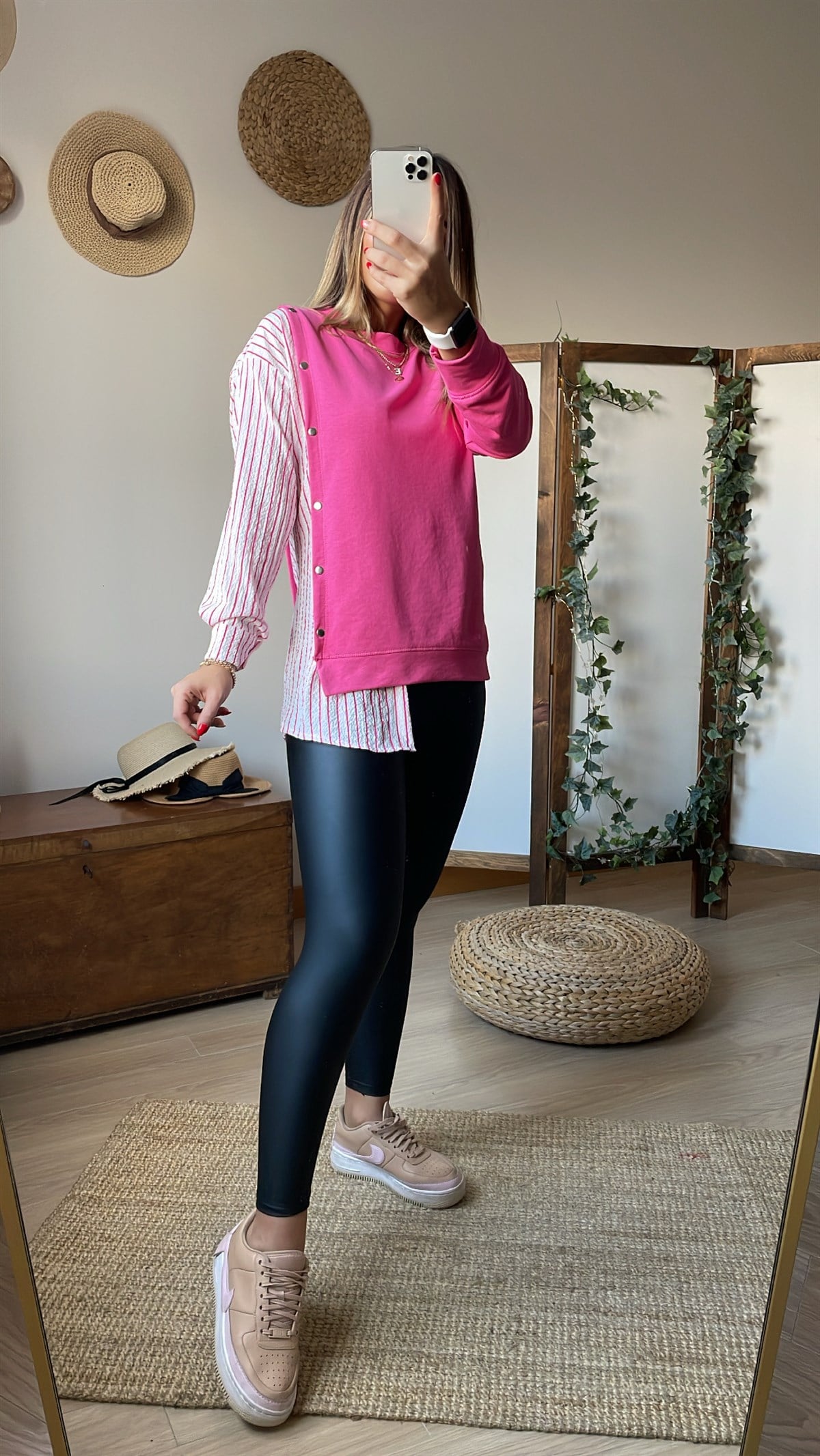Gömlek Detaylı Şeker Pembe Sweatshirt