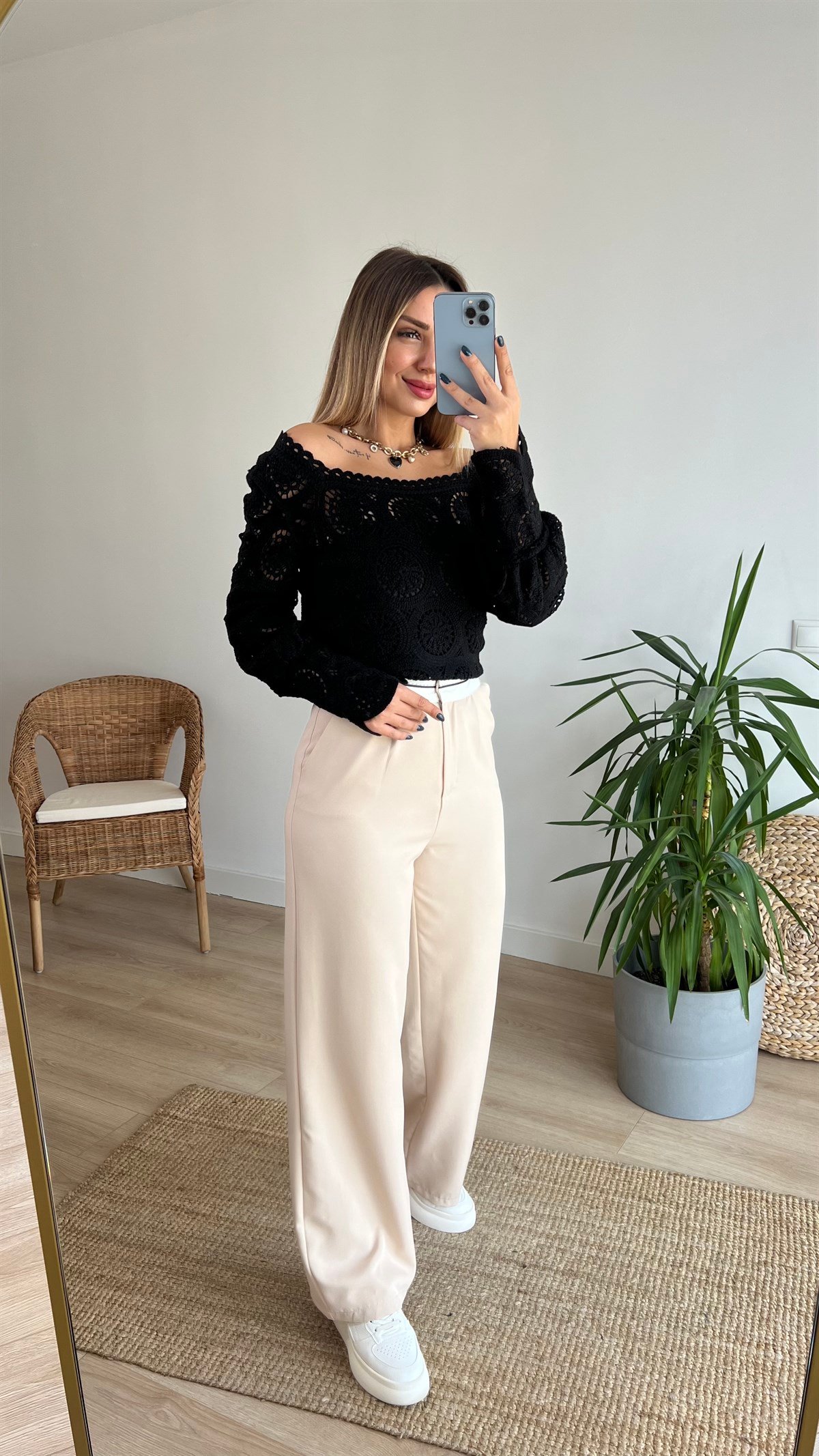 Tasarım Siyah Fisto Bluz 