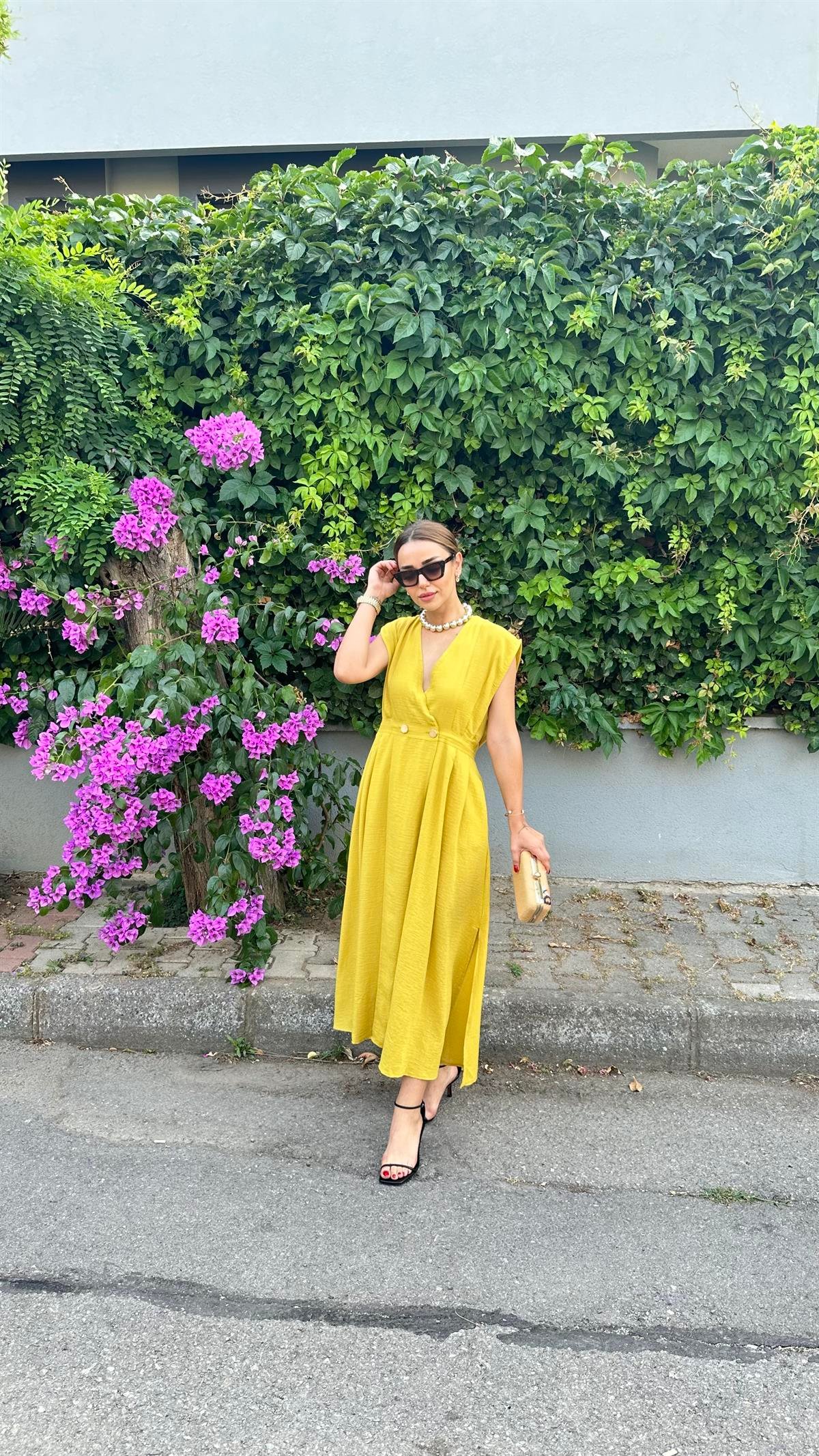 Orijinal Model Düğme Detaylı Uzun Elbise 