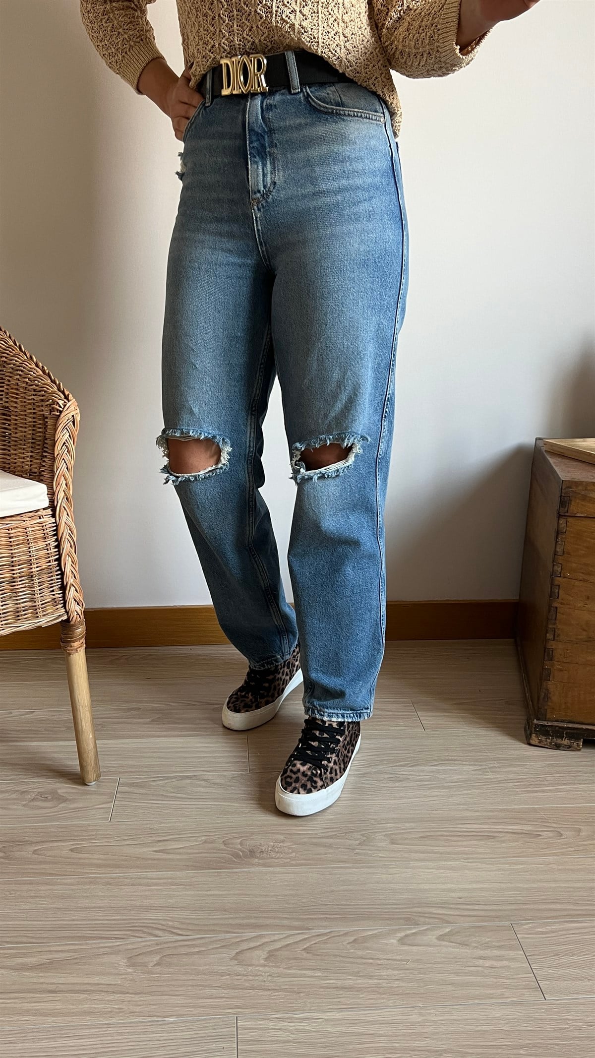 Orijinal Marka Yırtık Detaylı Jean