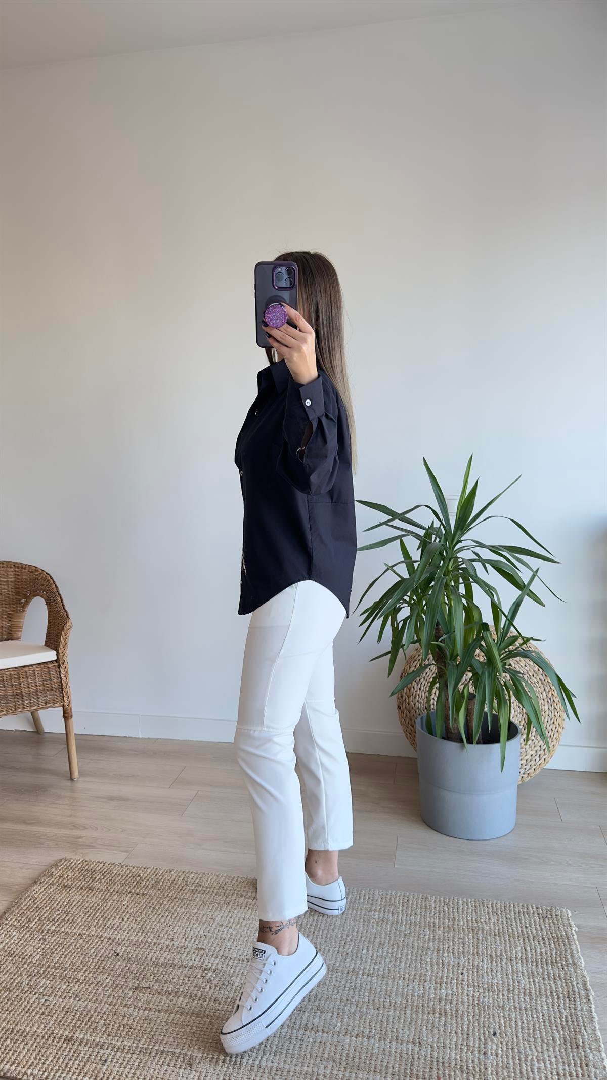 Marka Model Yazı Detaylı Gömlek