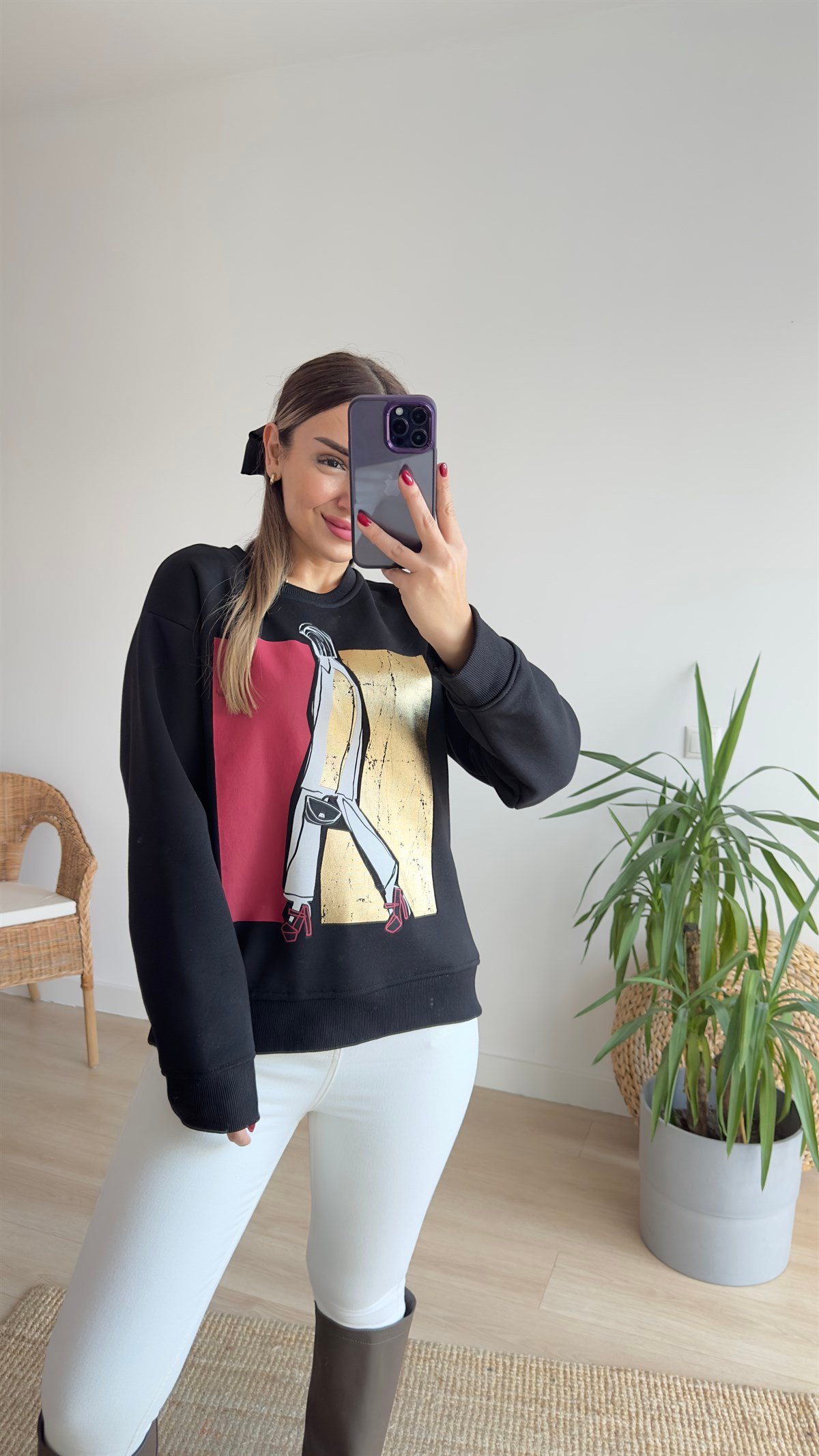 Varak Desenli Şardonlu Siyah Sweat