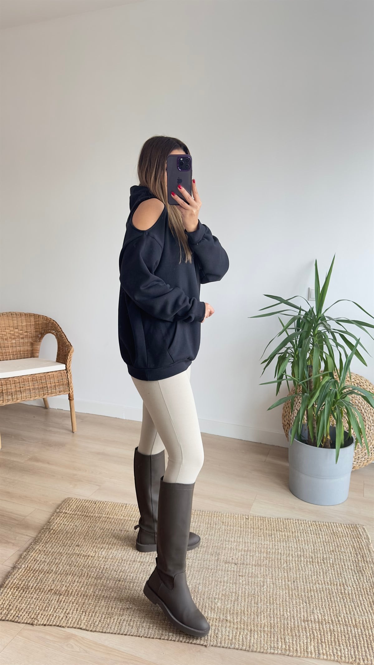Omuz Pencere Detaylı Siyah Sweat