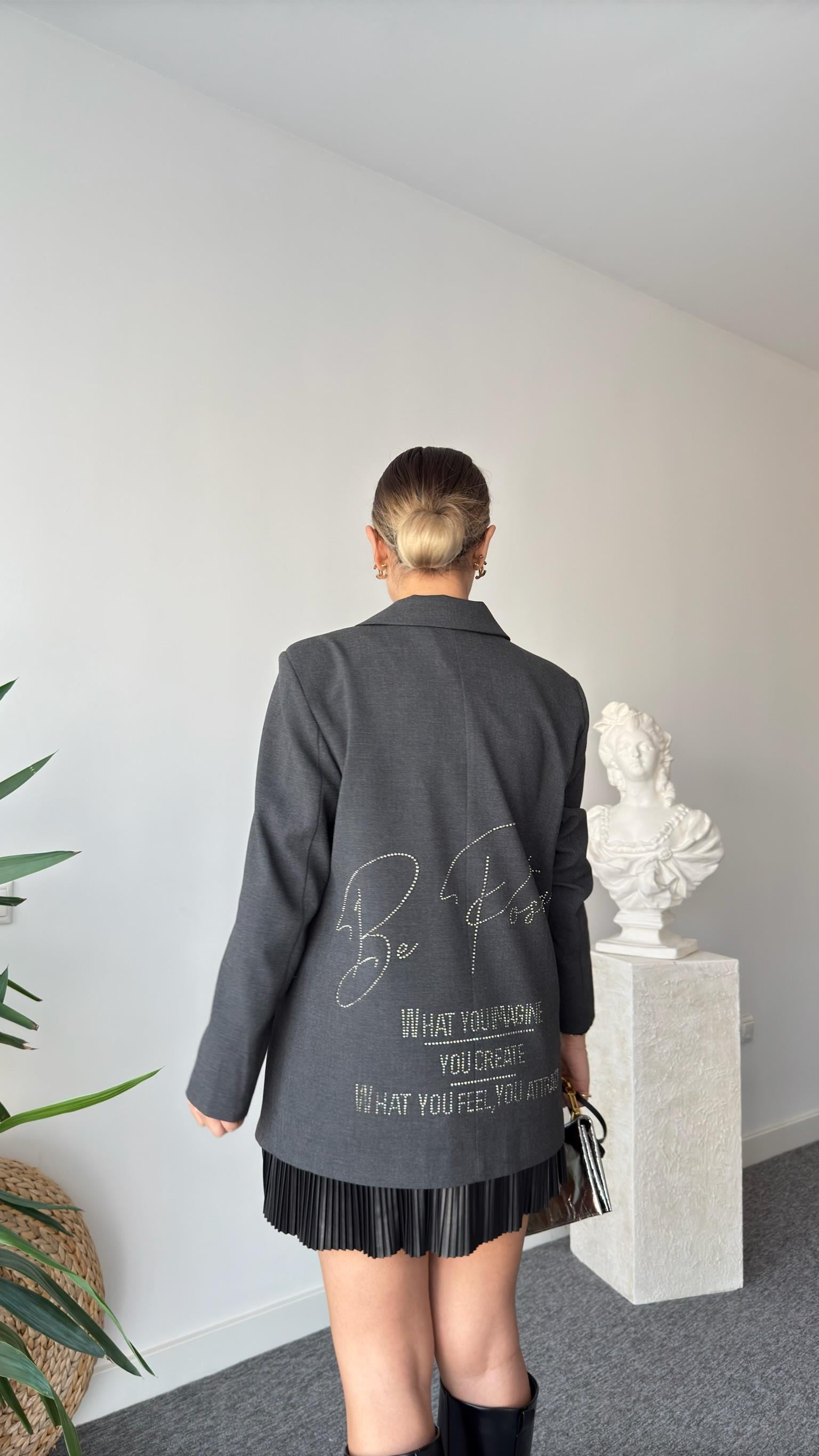Copi Sırtı Taş Yazılı Gri Blazer Ceket