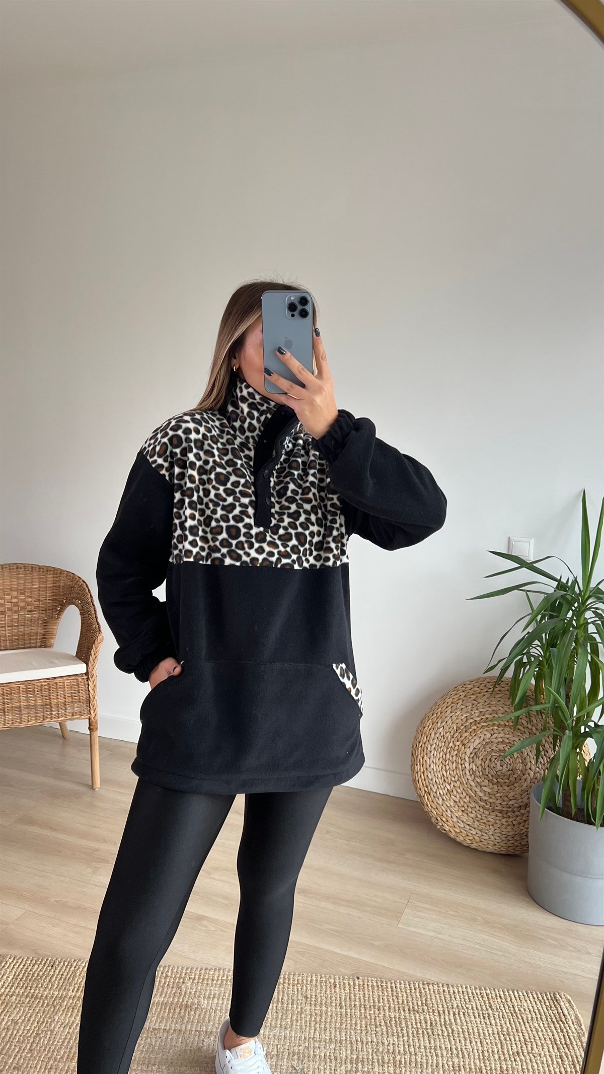 Leopar Detaylı Polar Sweatshirt