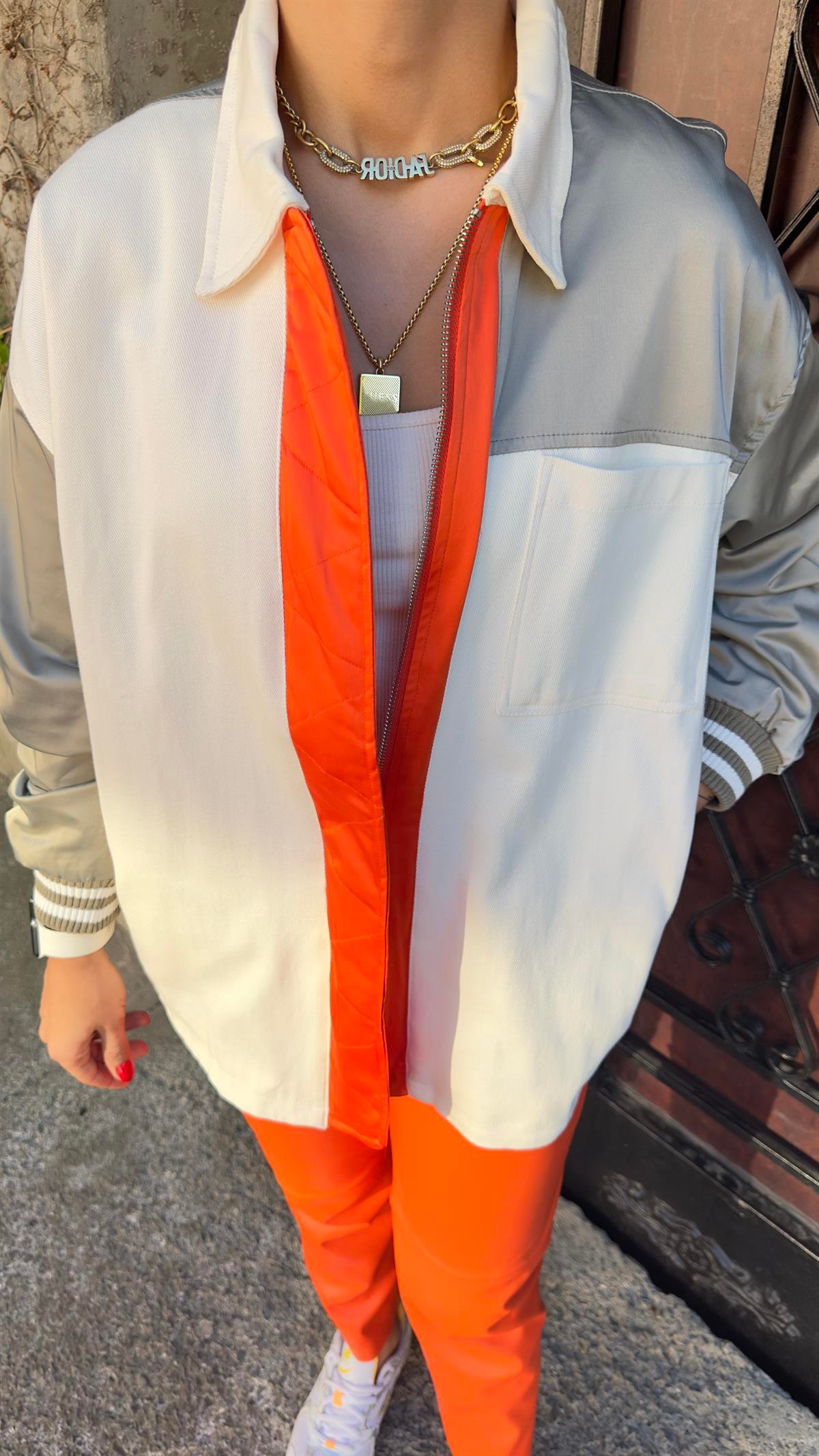 Orj Model Turuncu Şerit Garnili Ceket