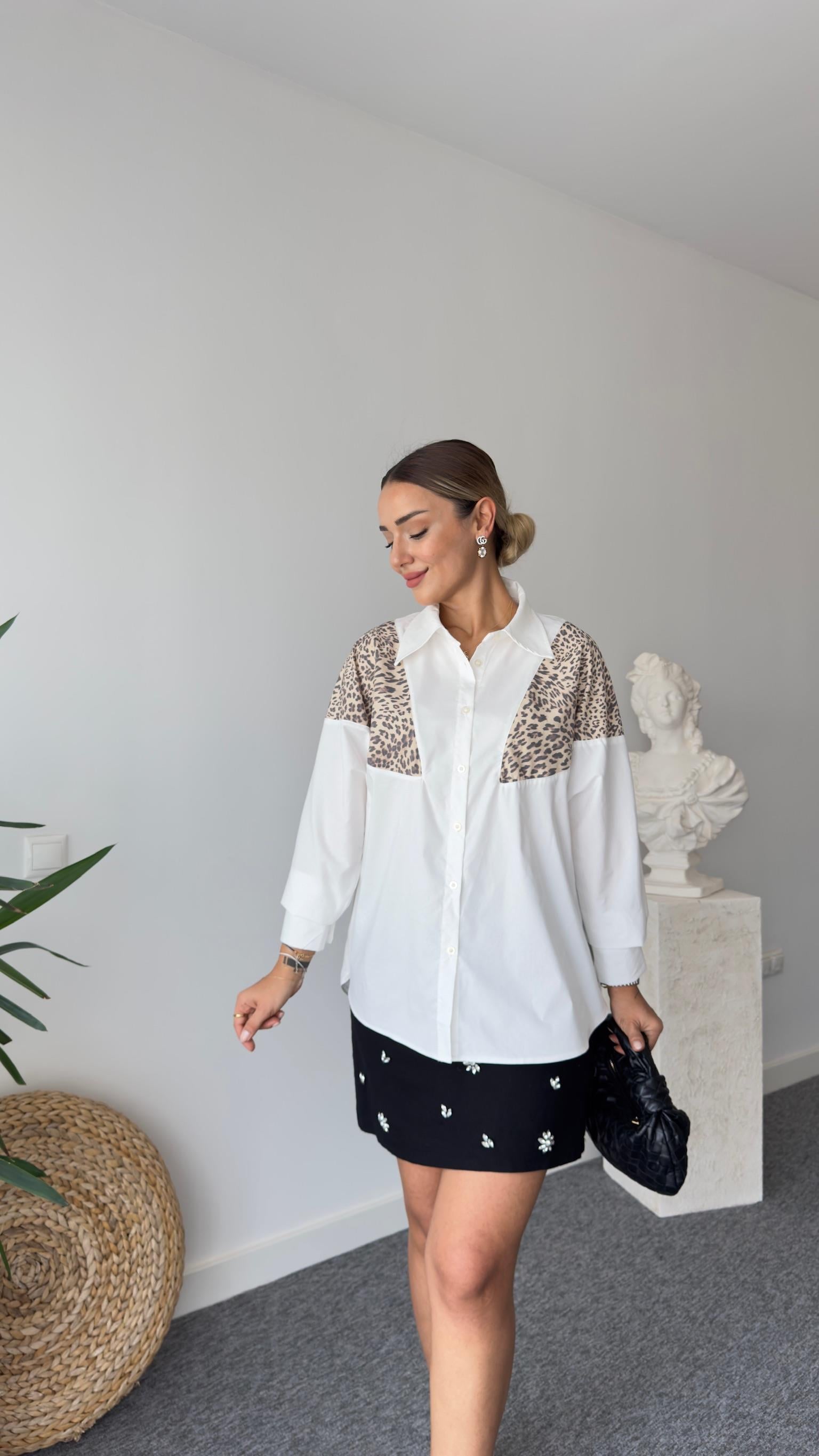 Ophe Leopar Detaylı Beyaz Gömlek