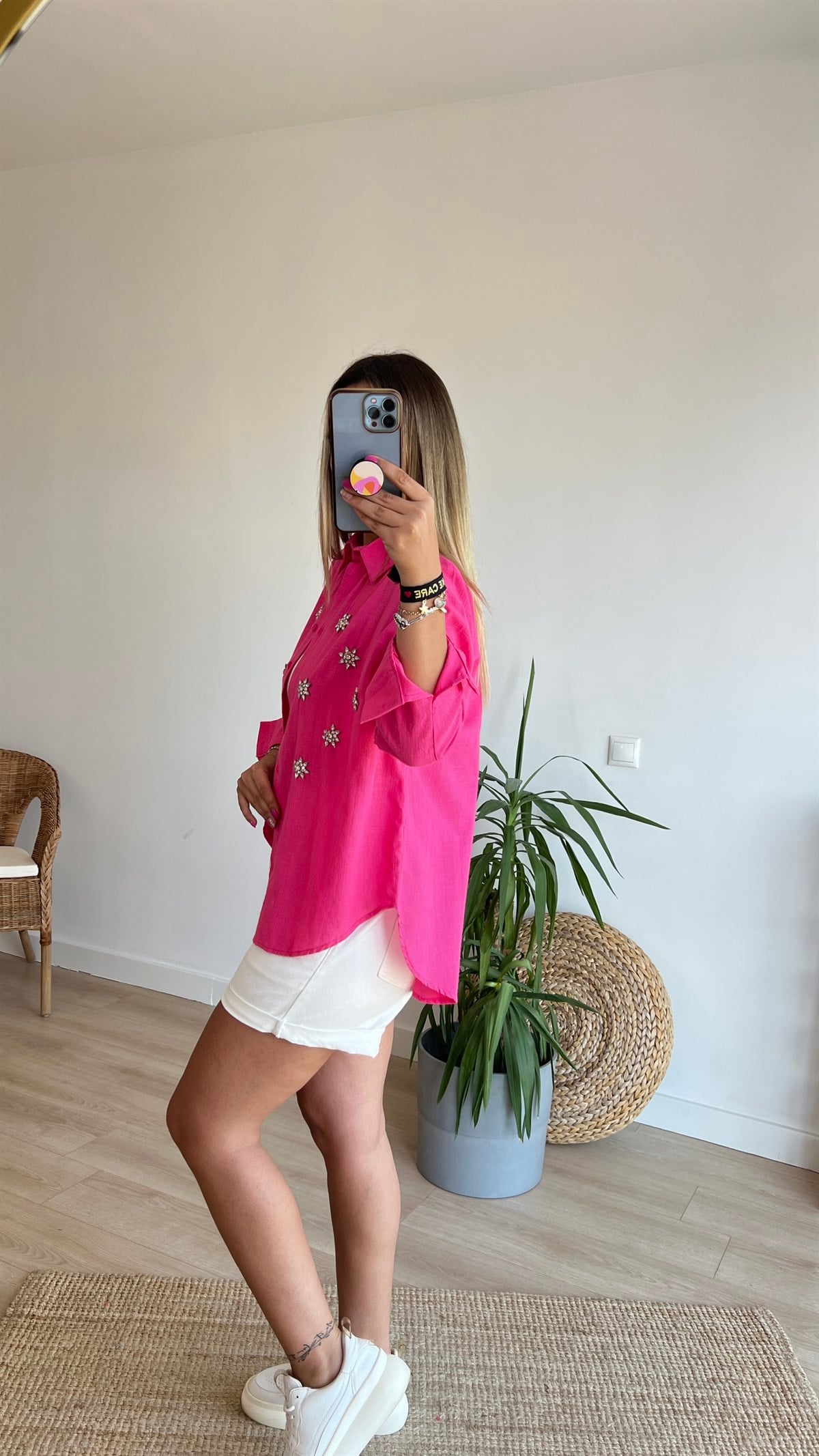 Taş İşleme Detaylı Pembe Keten Gömlek