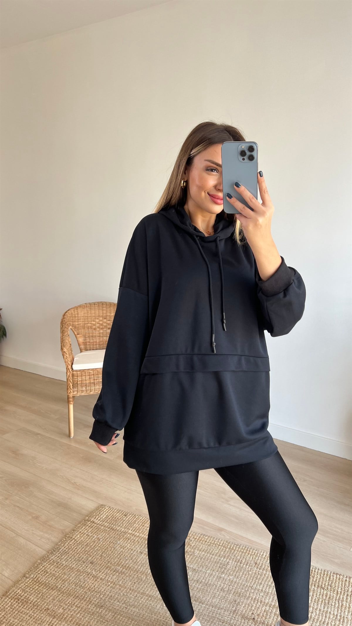 Siyah Oversize Kapüşonlu Sweat