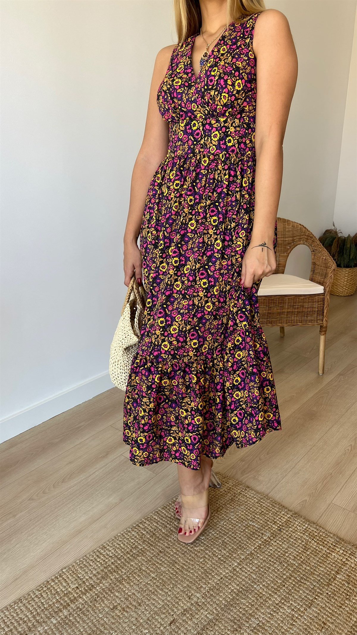 Orijinal Marka Kuşaklı Floral Desen Elbise