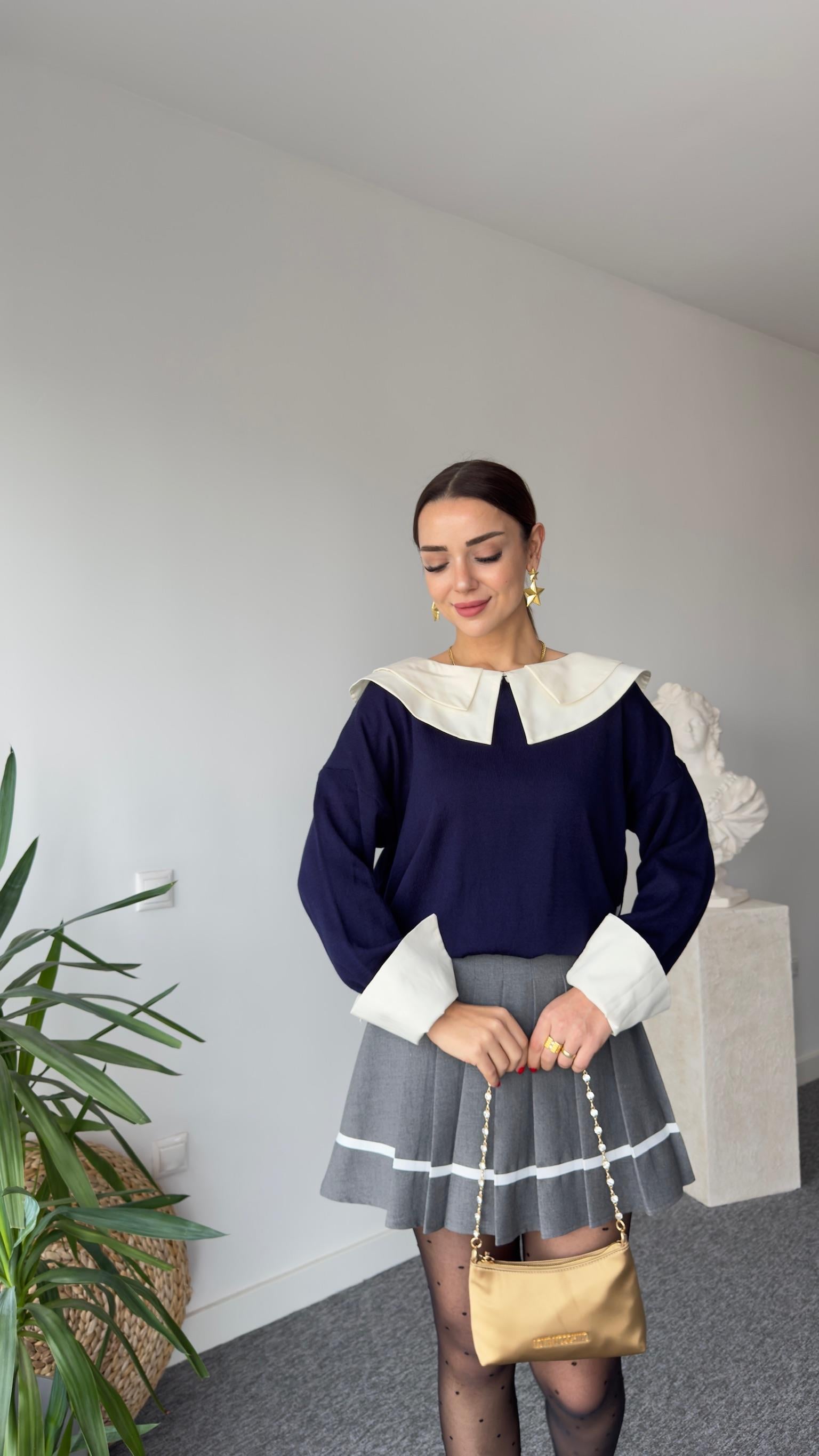 Orjinal Model Yaka Detaylı Lacivert Triko
