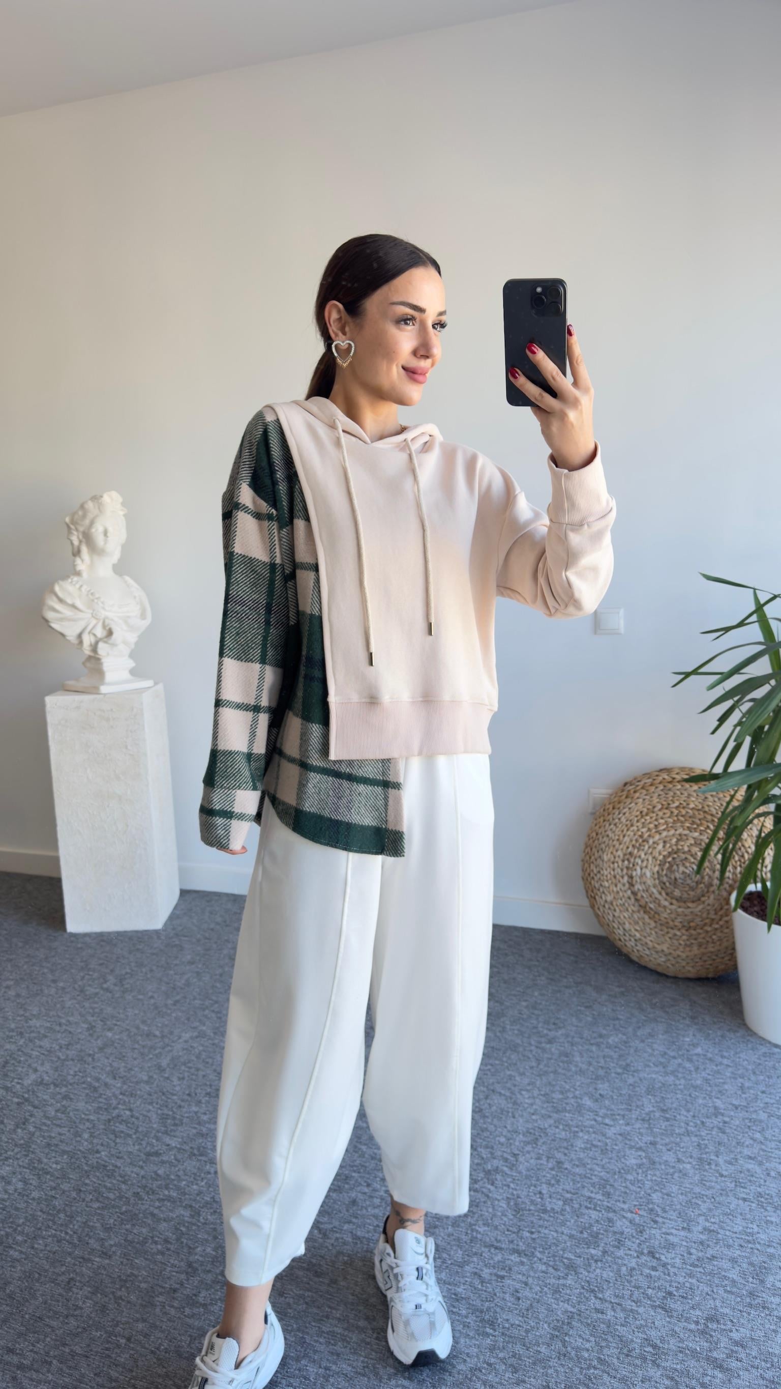 Yan Yeşil Ekoseli Kapüşonlu Sweat