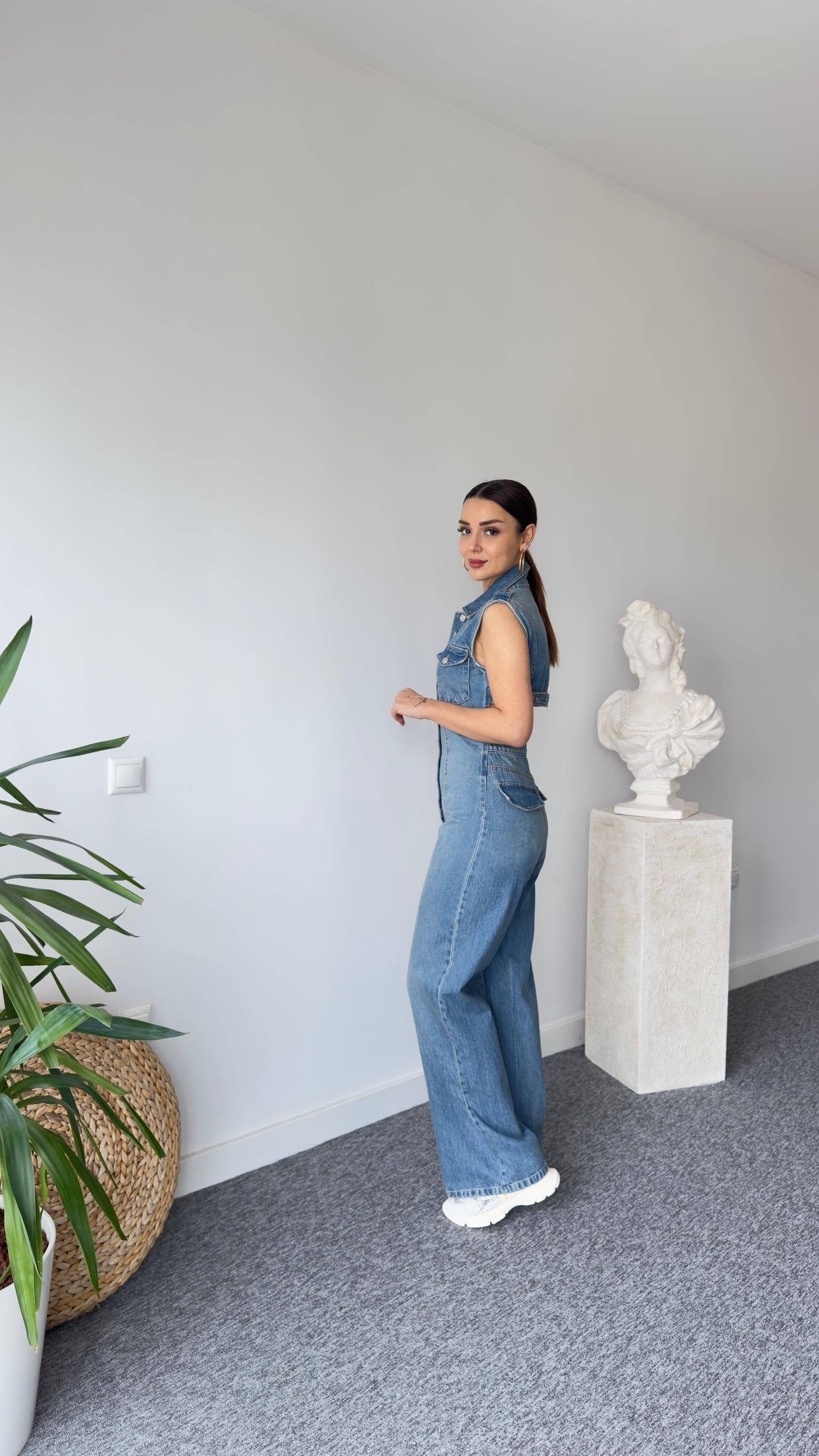 Sırt Dekolte Düğmeli Jean Tulum