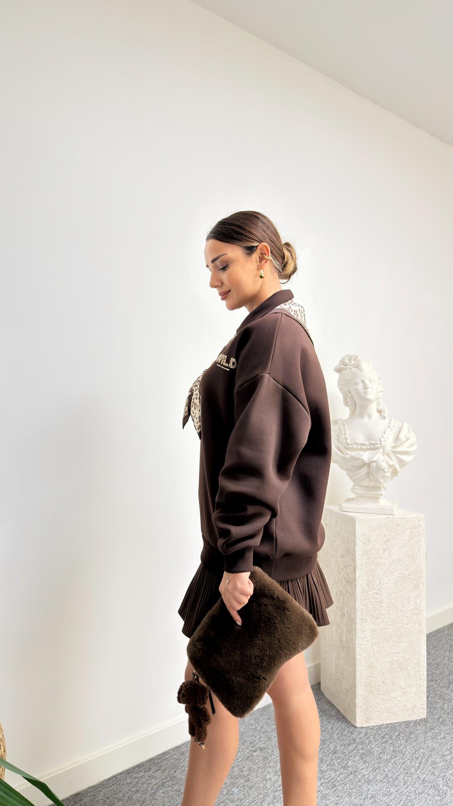 Rika Polo Yaka Fular Detaylı Kahve Sweat