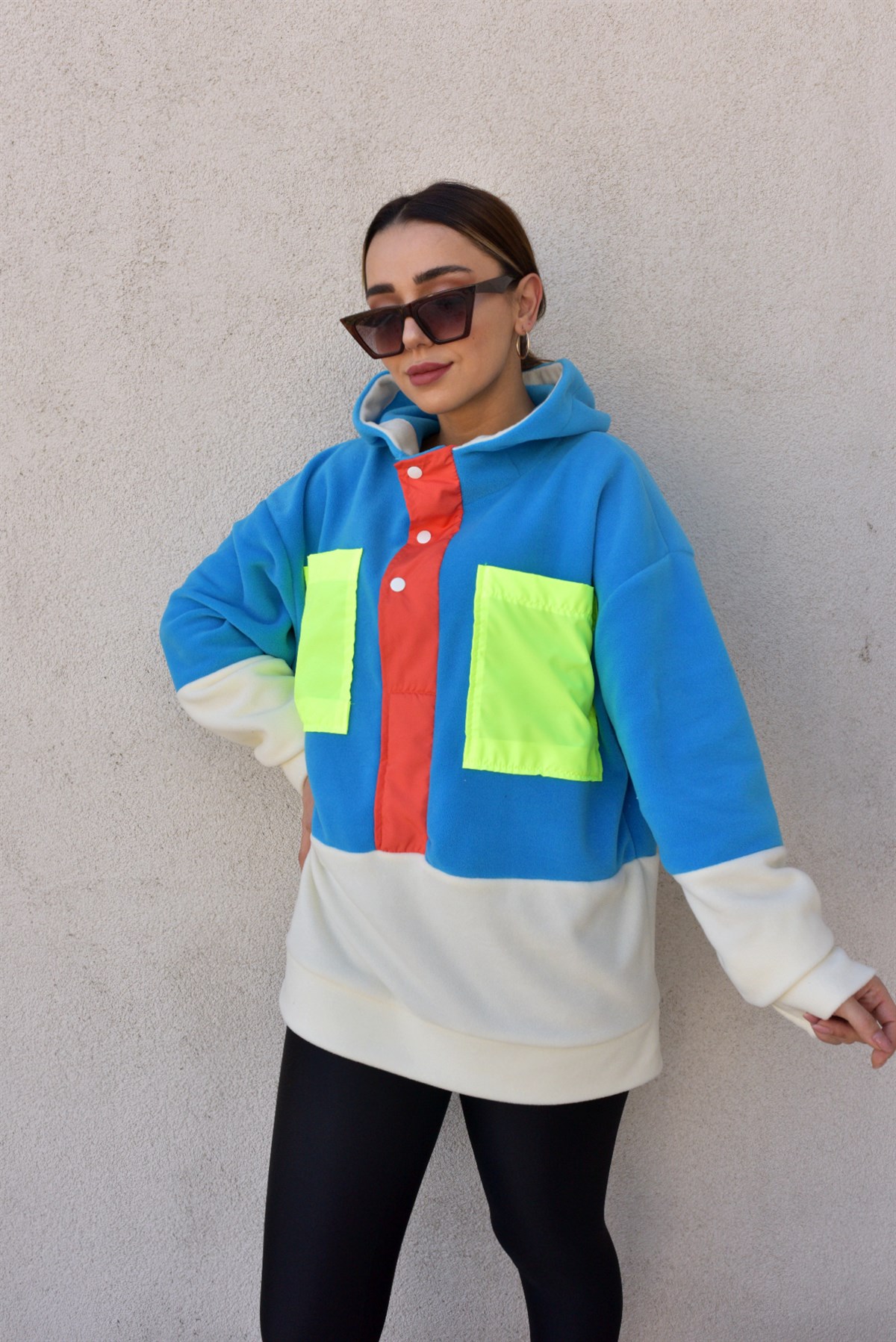 Neon Cep Detaylı Polar Sweat