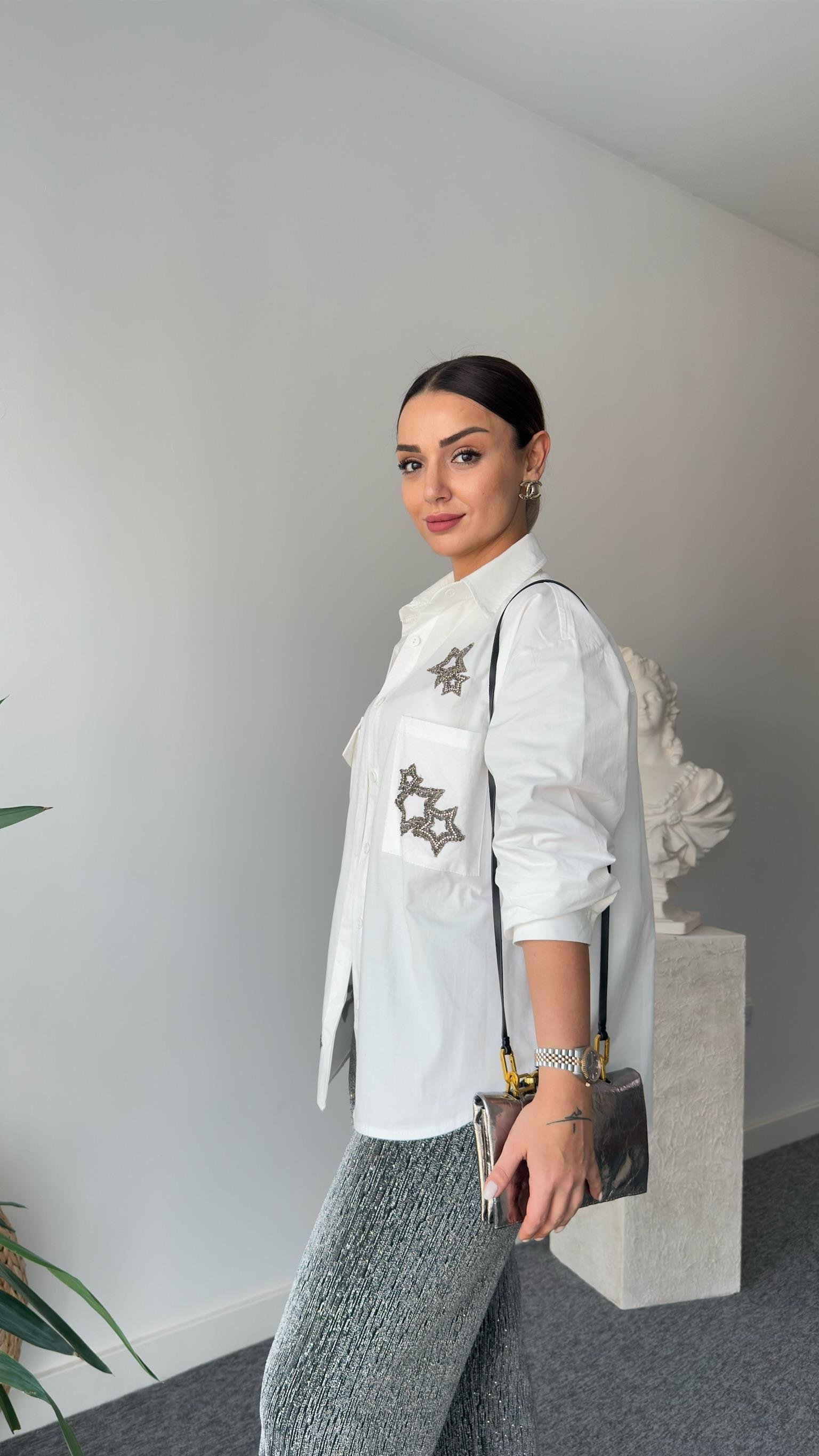 Lorinda Yıldız Detaylı Beyaz Gömlek