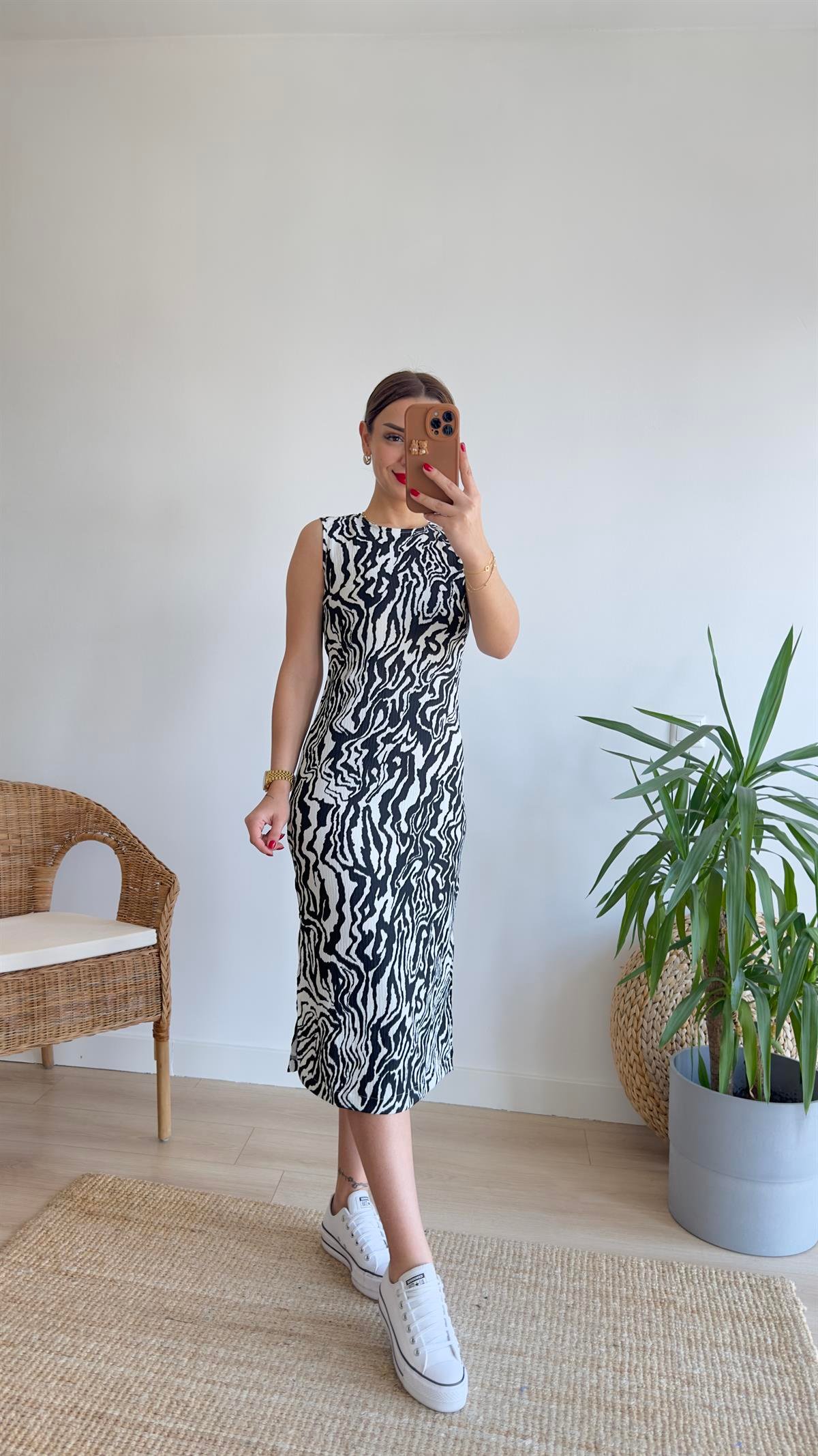 Belis Zebra Desen Yırtmaçlı Elbise 