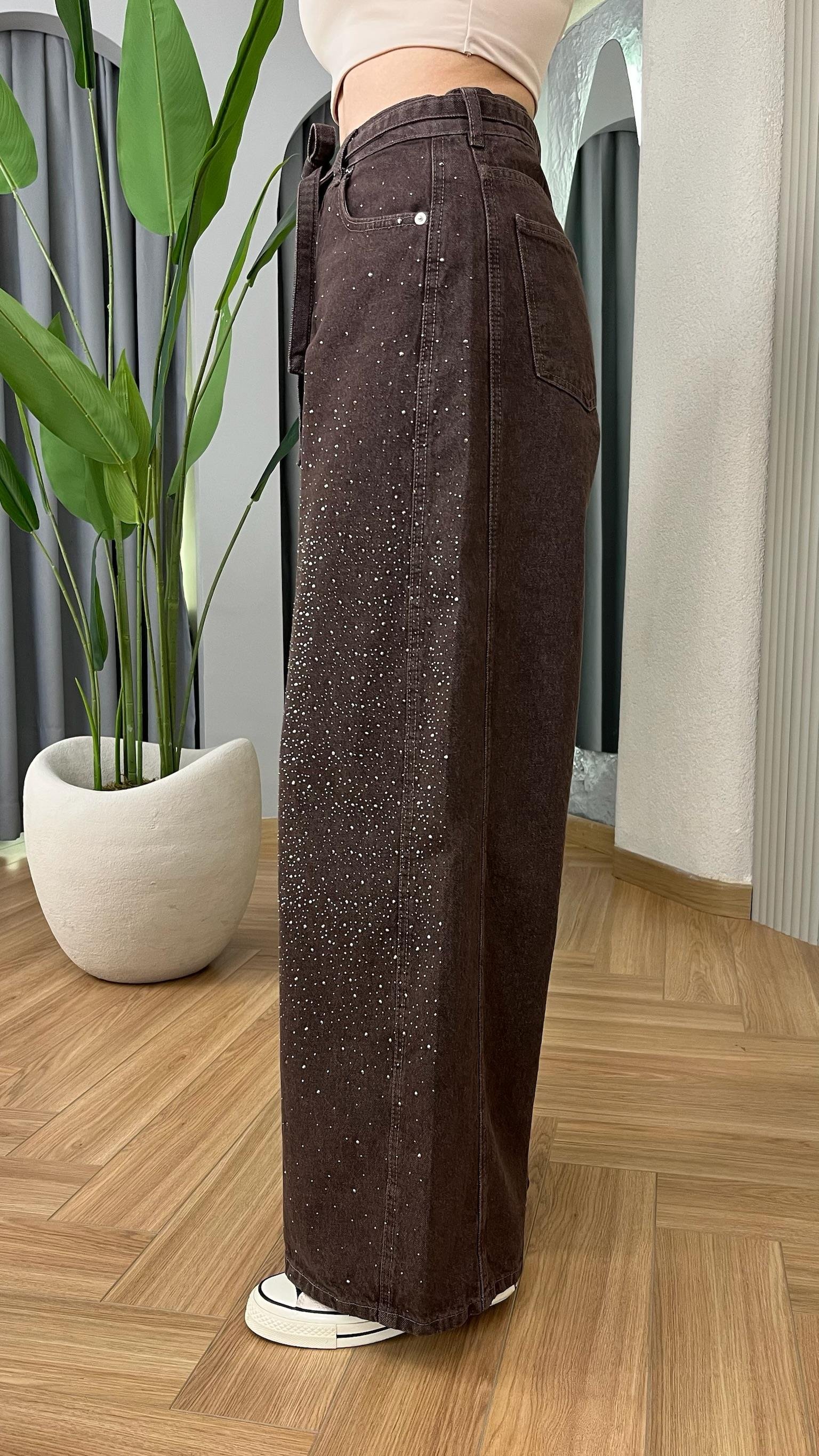 Mendi Taş Detaylı Kahve Jean