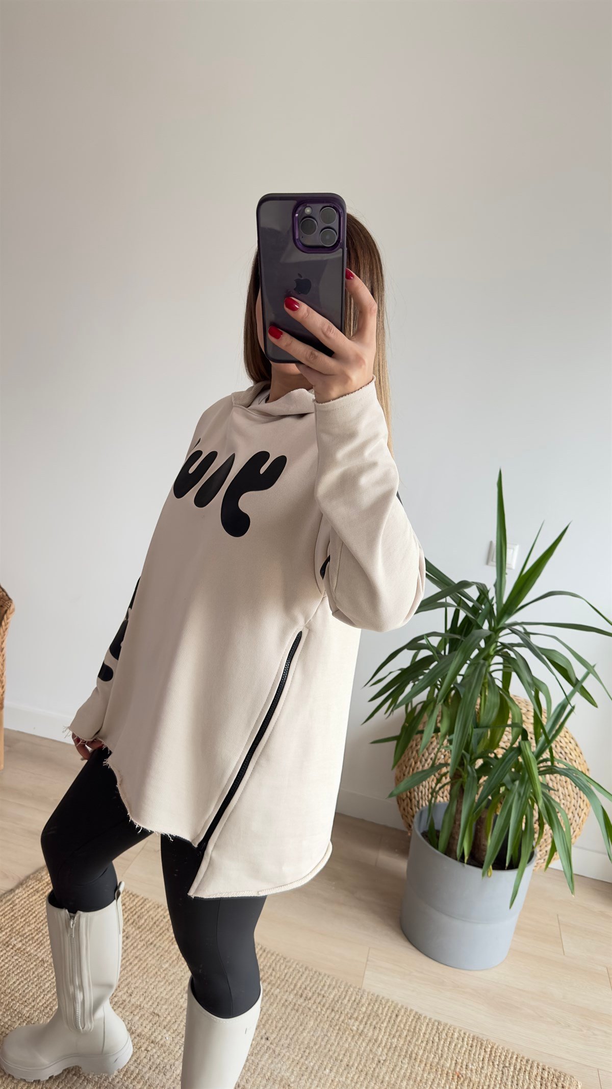 Yazı Ve Fermuar Detaylı Krem Sweat