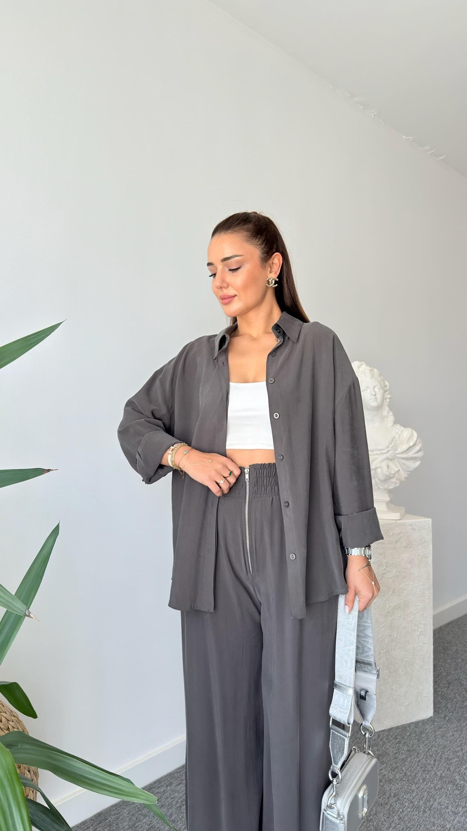 Haki Zegan Sırt Fermuarlı Tensel Takım