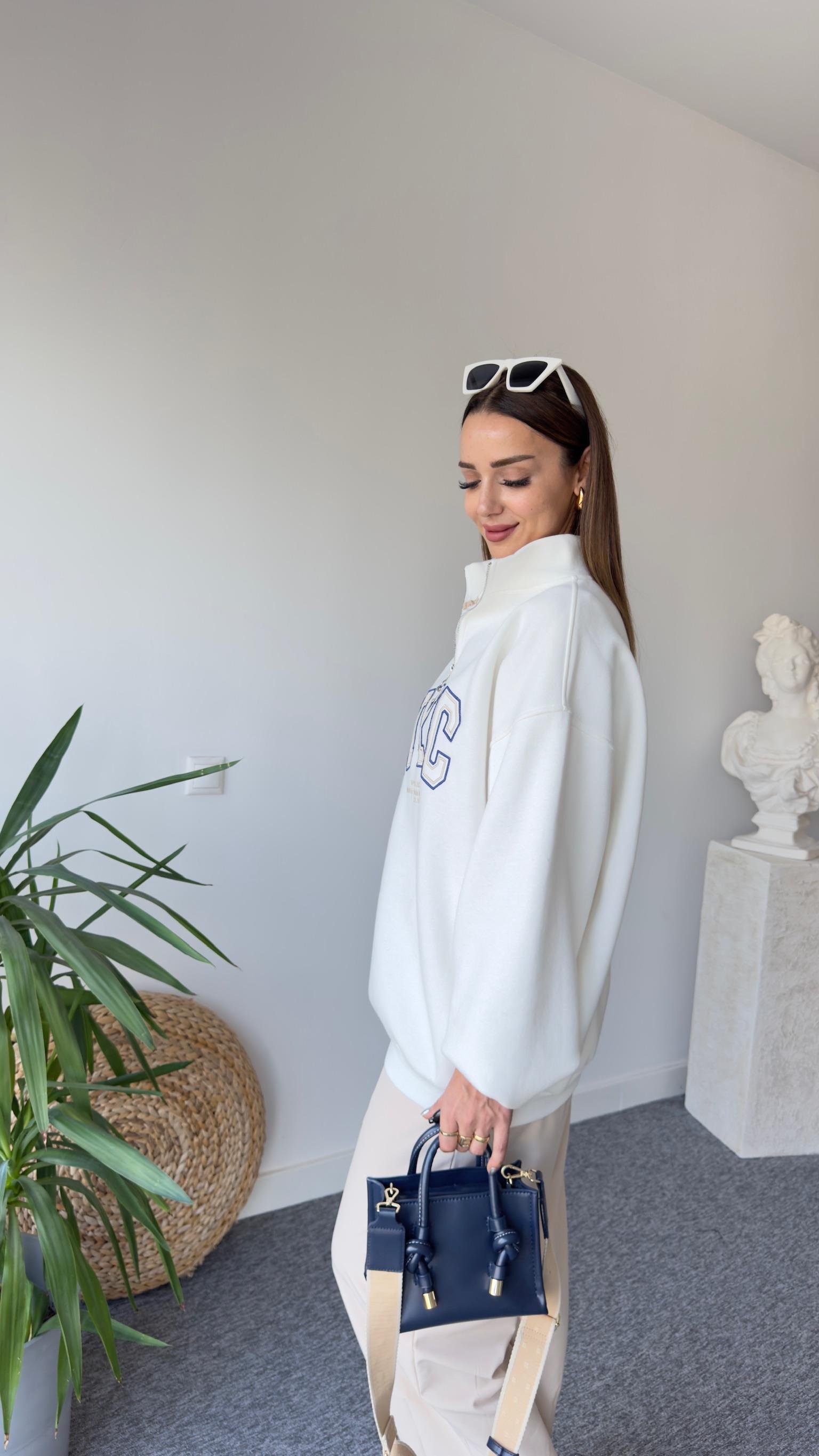 Nyc İşlemeli Fermuar Detay Sweatshirt