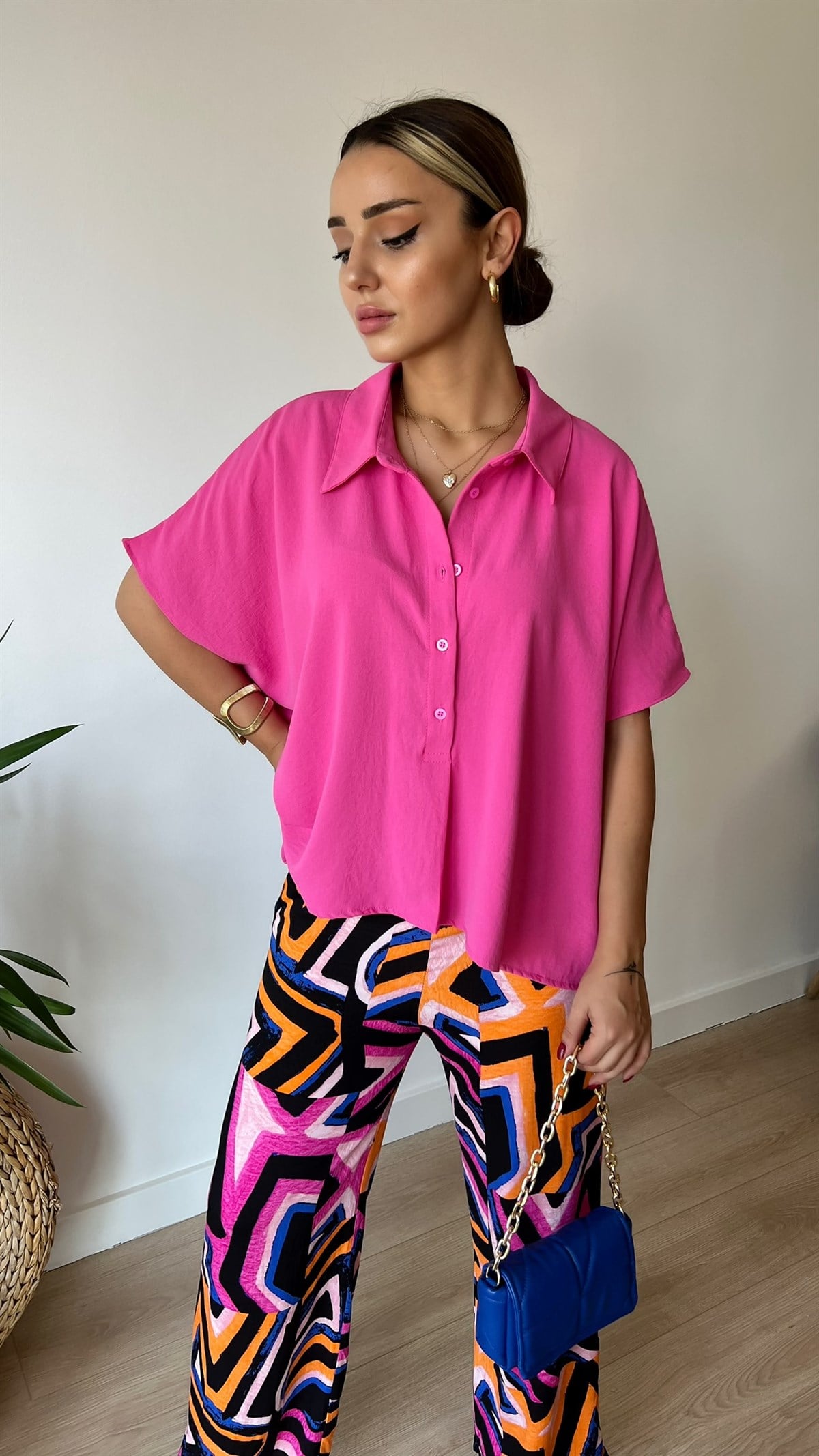 İpekyol Model Dökümlü Pembe Gömlek